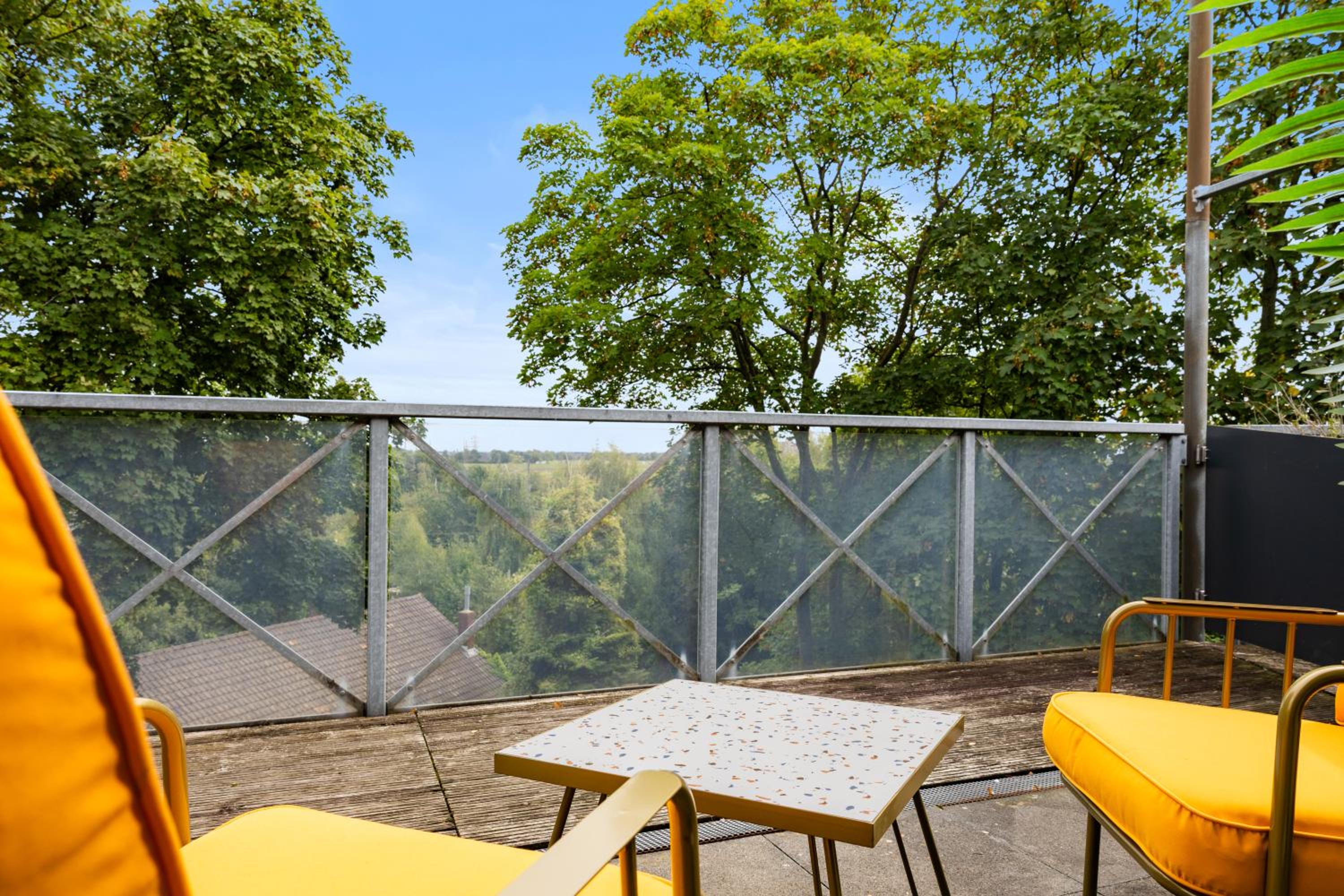 Penthouse Apartment - 10 min to Cologne & Parking