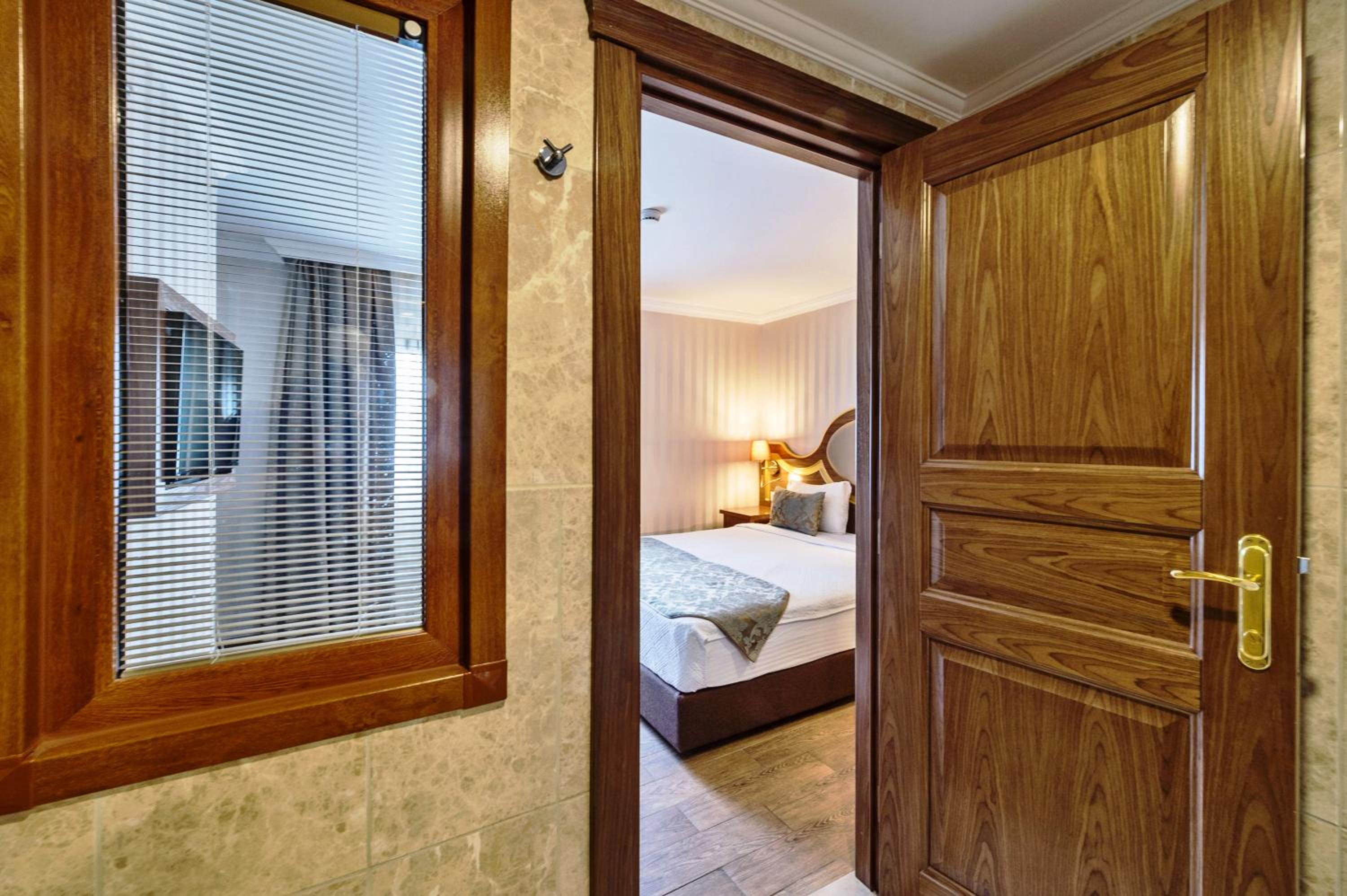 The Central Otel - Image 51