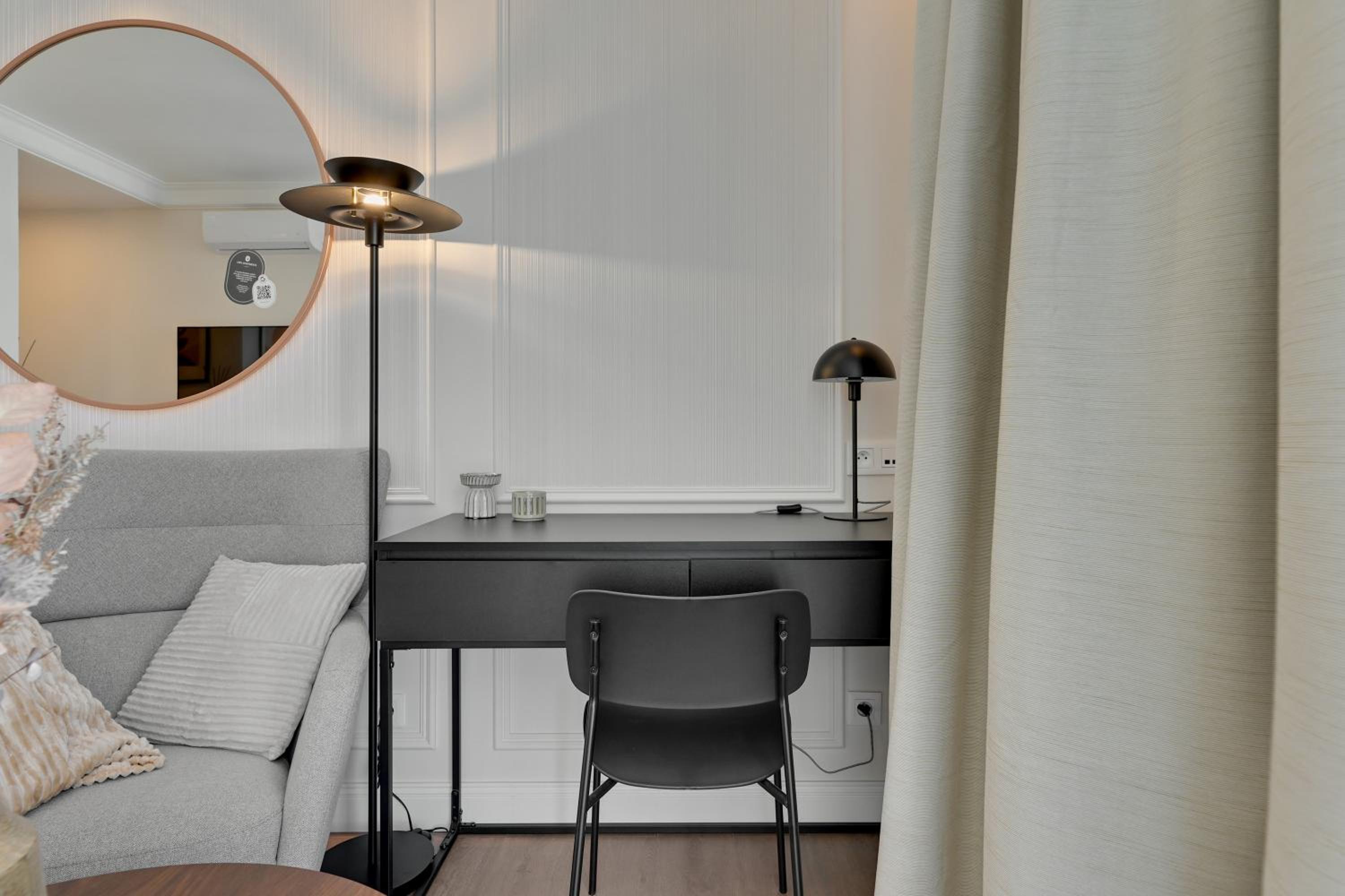 Perspektywa Apartment with balcony by Lion Apartments