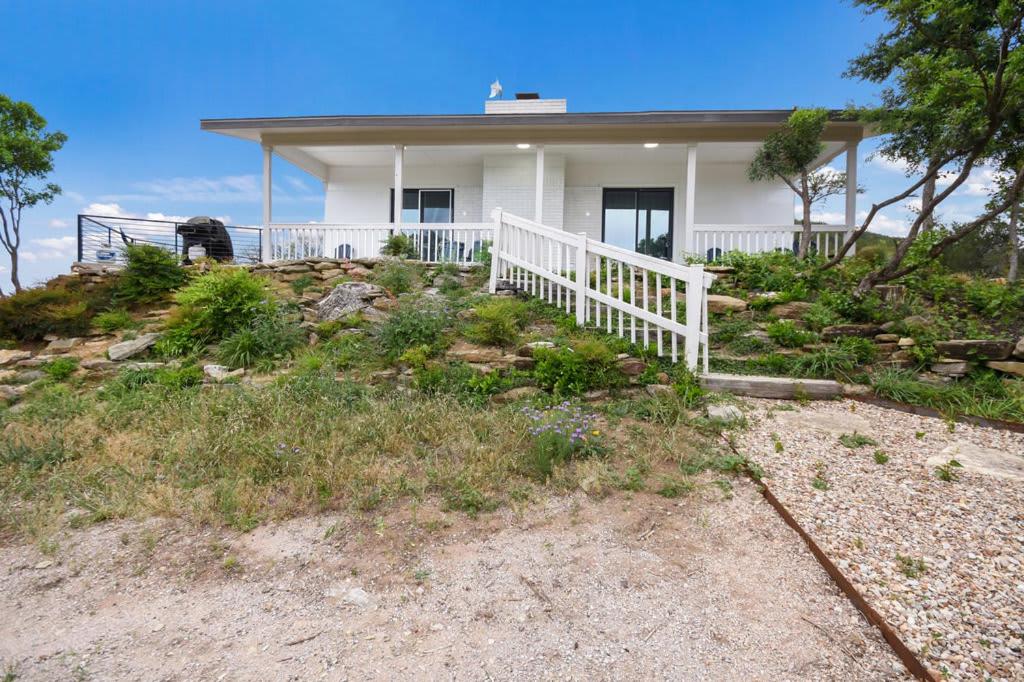 Lake Buchanan Retreat w/Hot-Tub