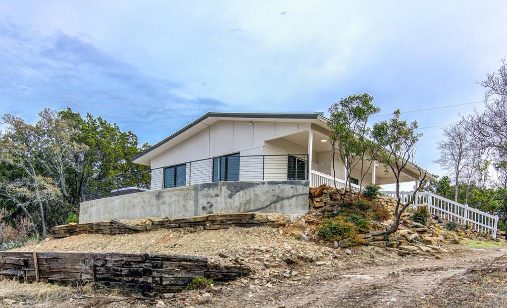 Lake Buchanan Retreat w/Hot-Tub