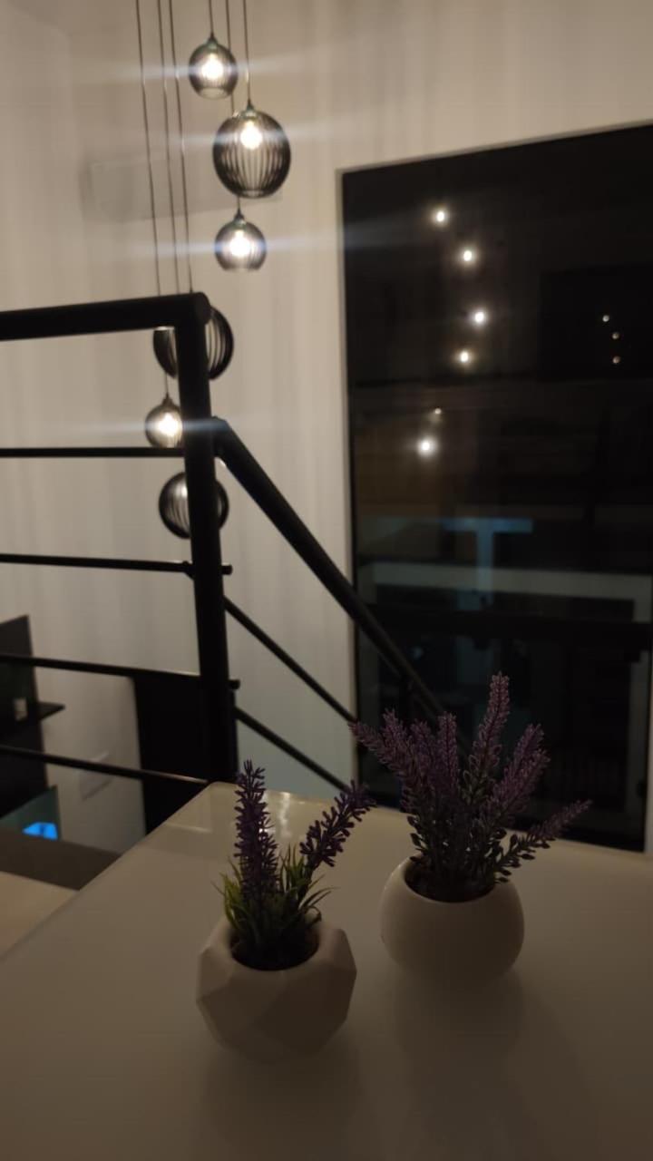 Loft Peruíbe estilo hotel-conforto a 3min da praia