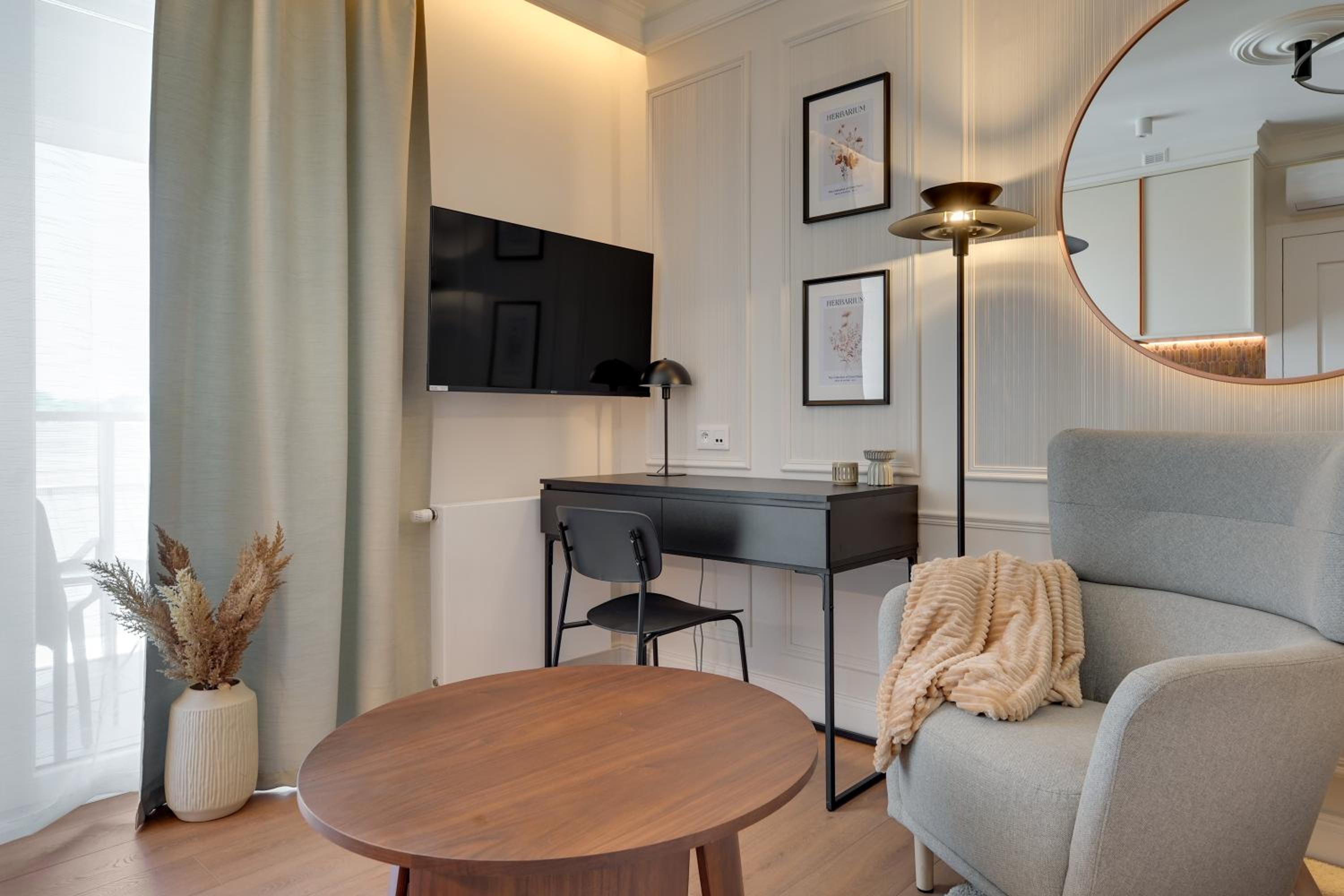 Perspektywa Apartment with balcony by Lion Apartments