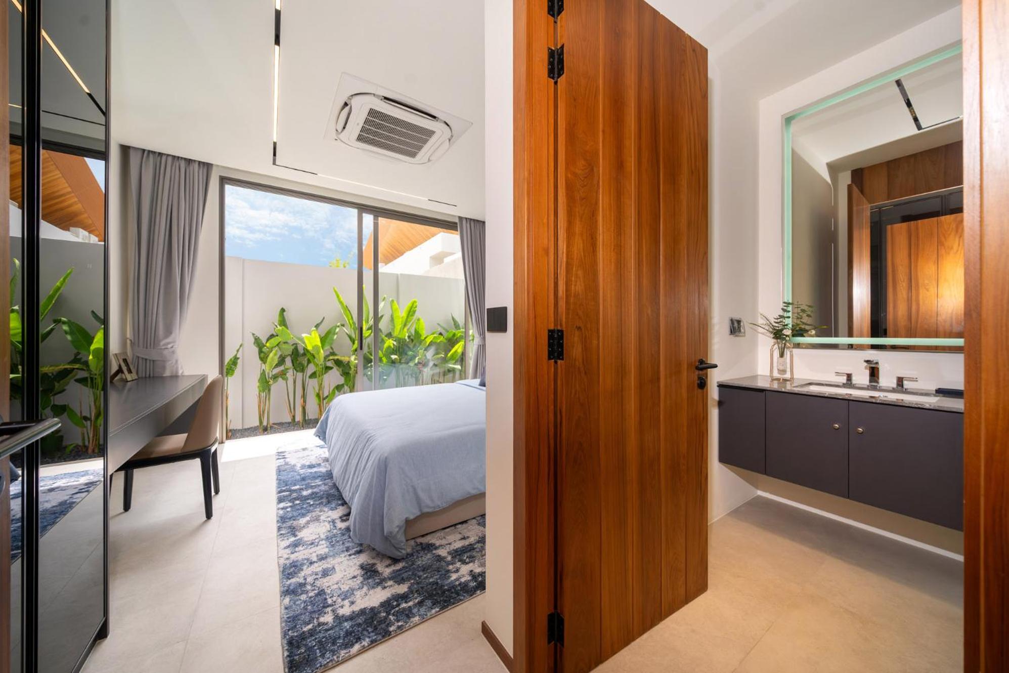 Modern 4BR Private Pool Villa near Bangtao Beach- Zenithy A2 by Warm Plus