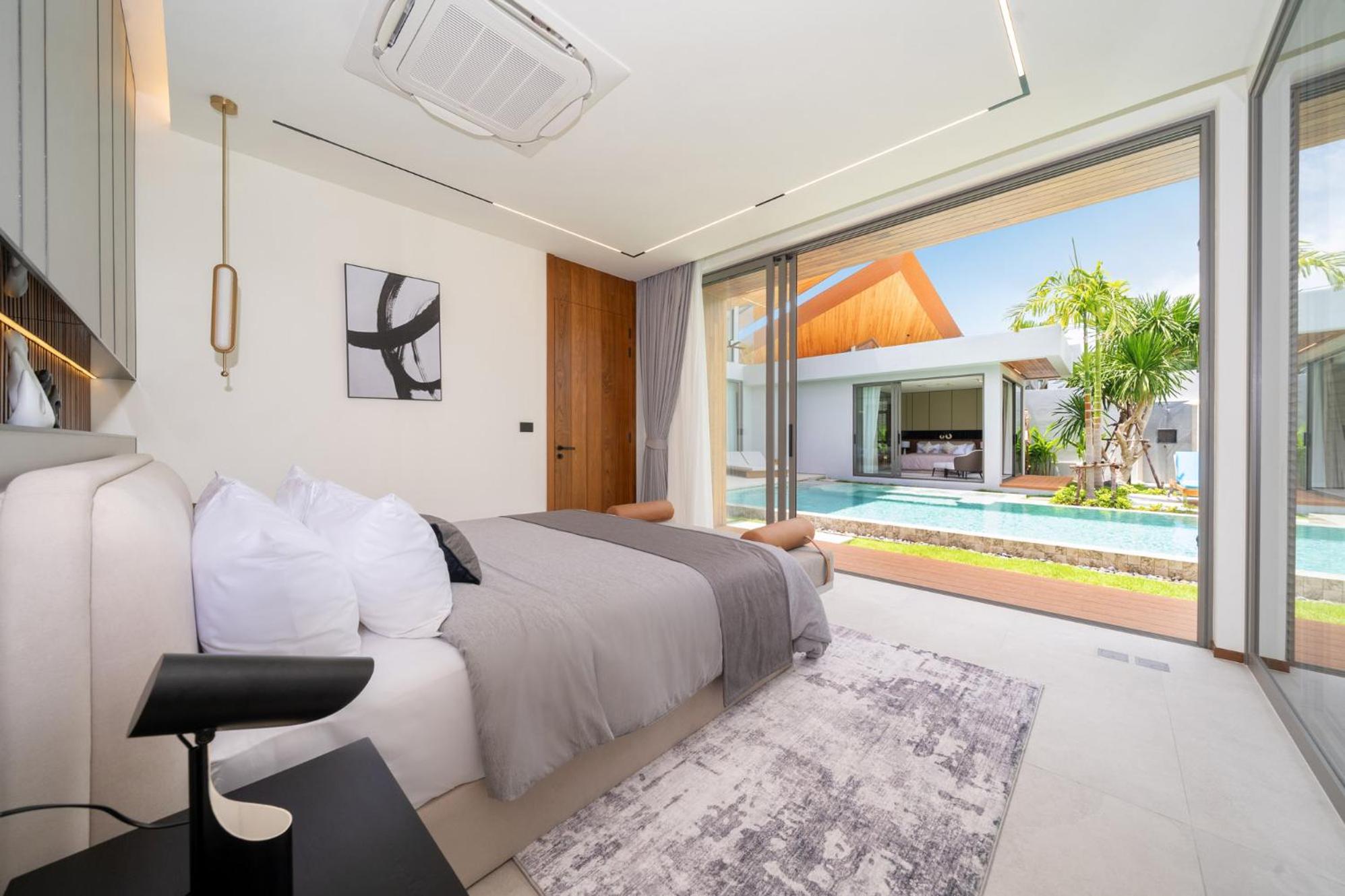 Modern 4BR Private Pool Villa near Bangtao Beach- Zenithy A2 by Warm Plus