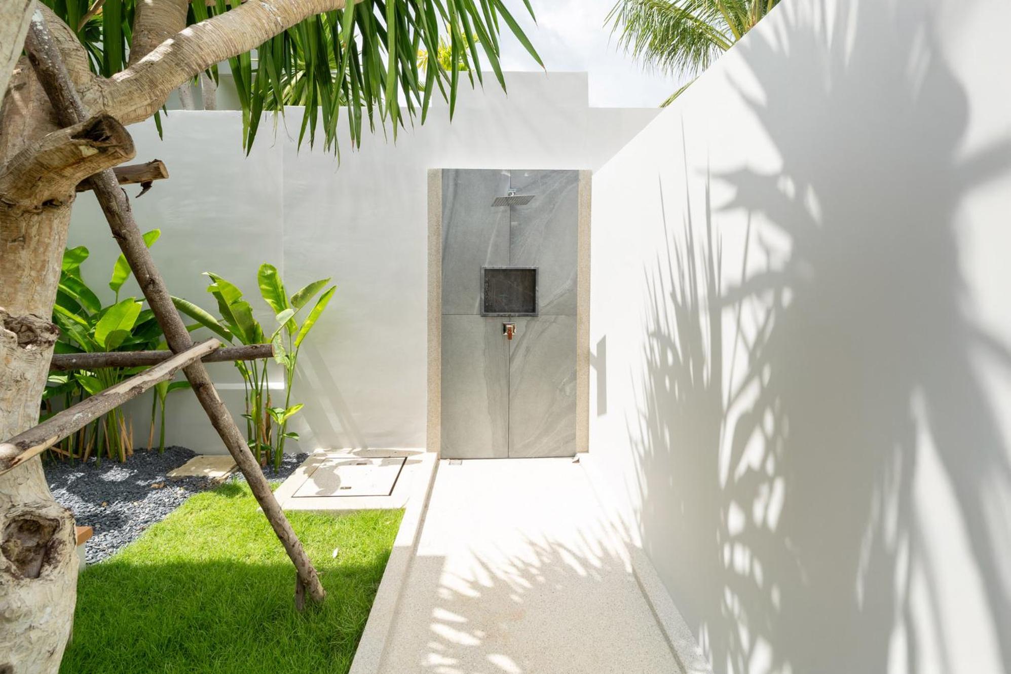 Modern 4BR Private Pool Villa near Bangtao Beach- Zenithy A2 by Warm Plus