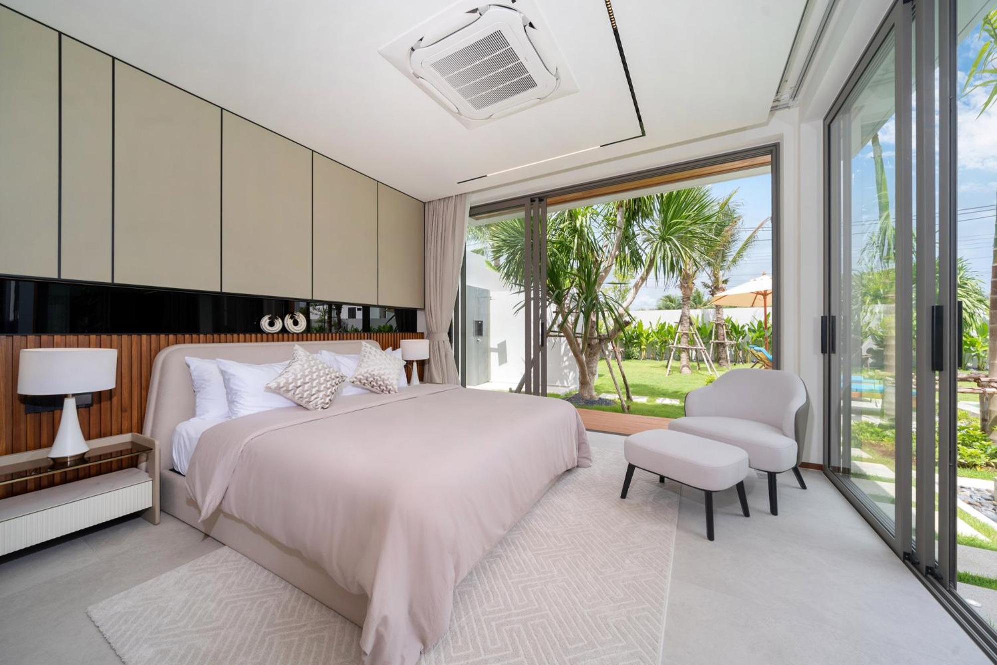 Modern 4BR Private Pool Villa near Bangtao Beach- Zenithy A2 by Warm Plus