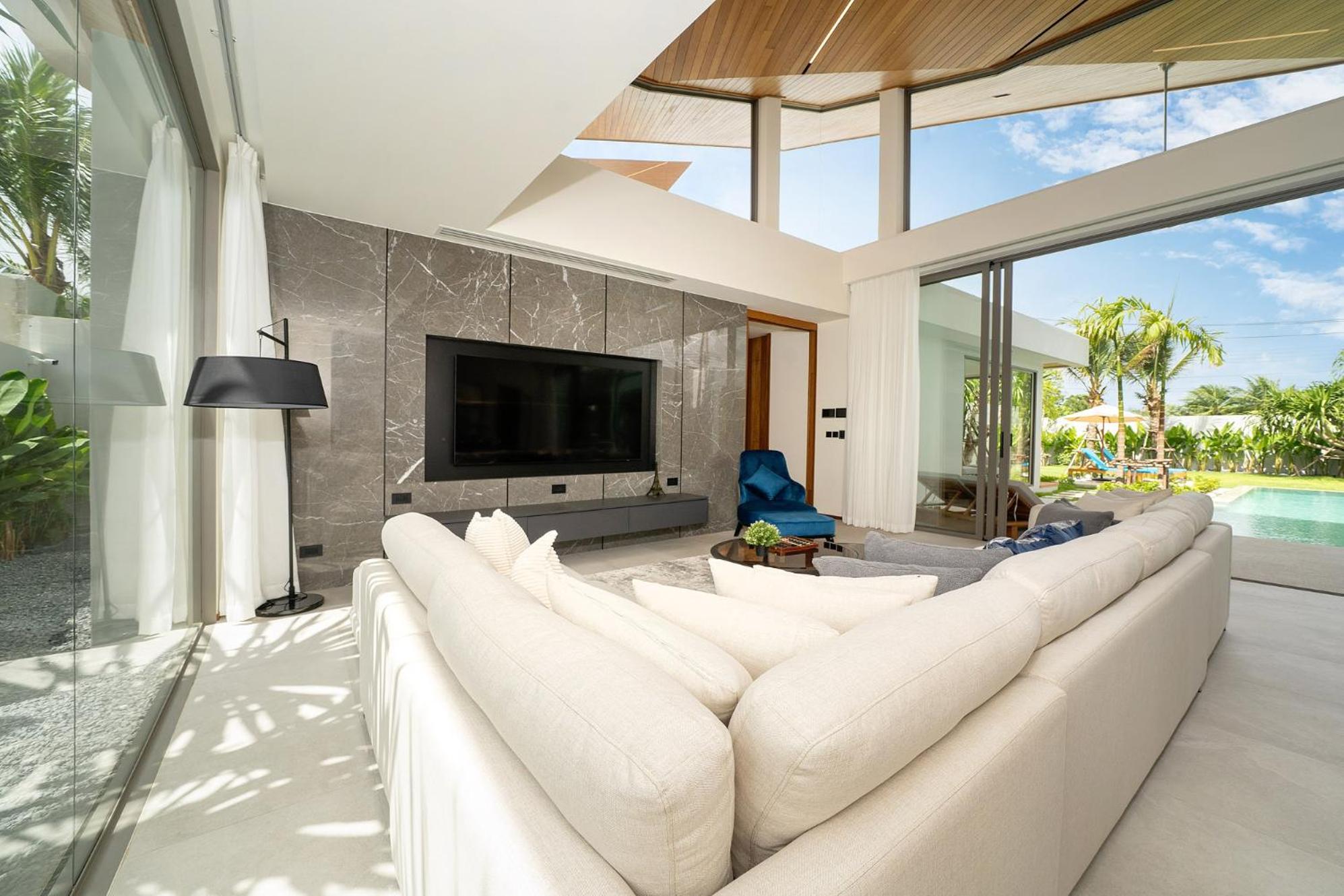 Modern 4BR Private Pool Villa near Bangtao Beach- Zenithy A2 by Warm Plus