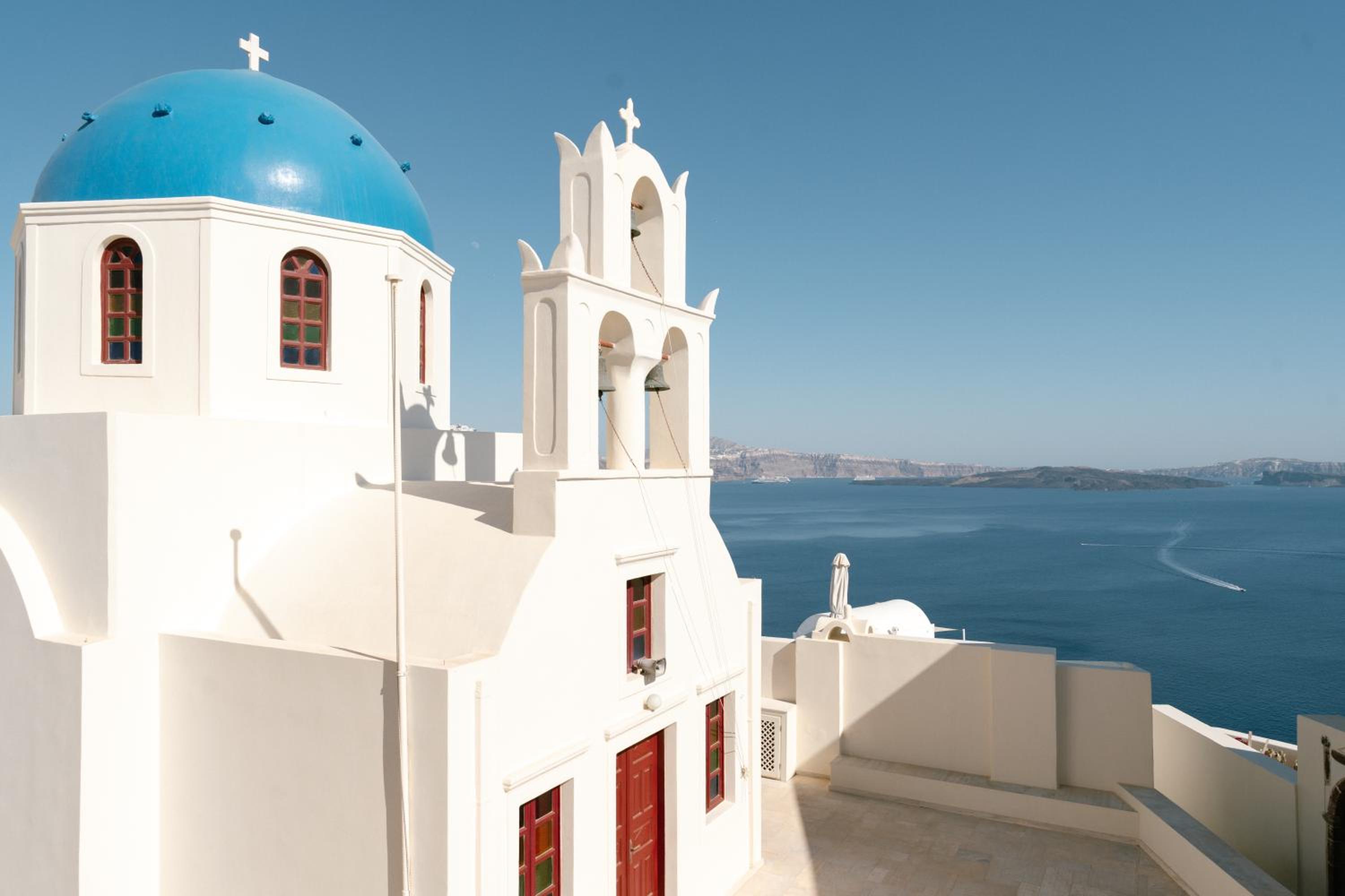 Anemos Caldera Oia