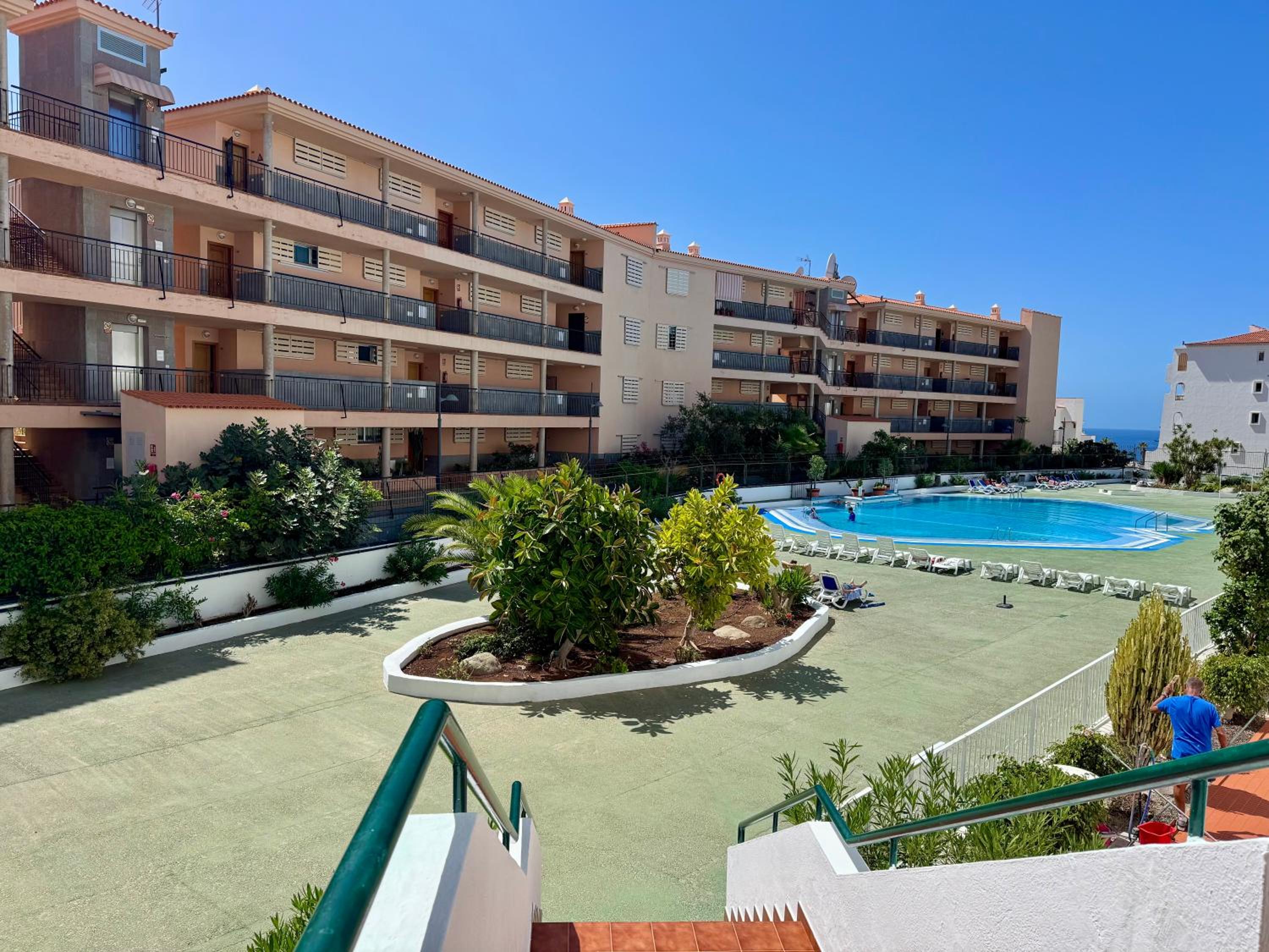 Vibrant Seaside Apartment in Central Los Cristianos