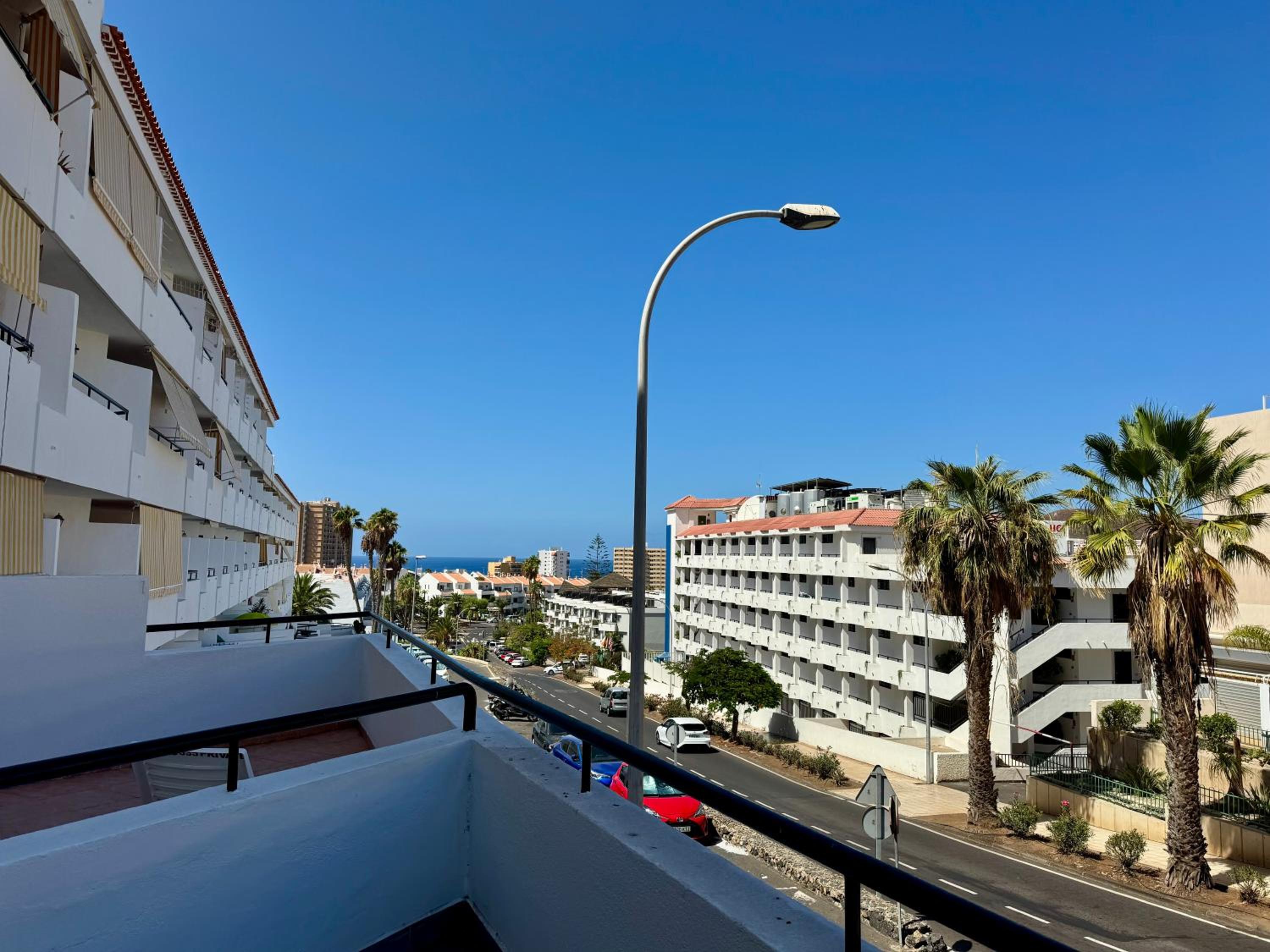 Vibrant Seaside Apartment in Central Los Cristianos