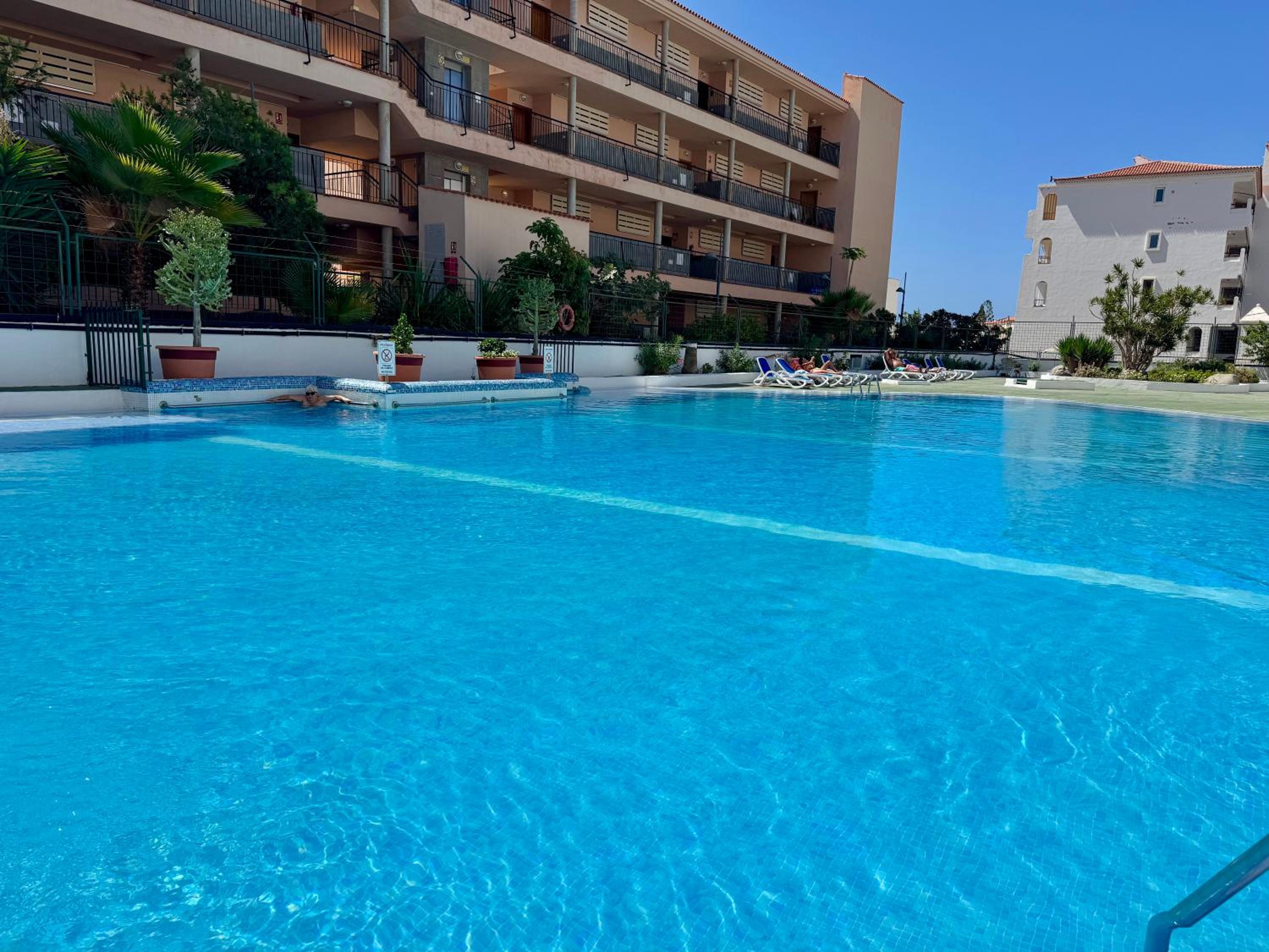 Vibrant Seaside Apartment in Central Los Cristianos