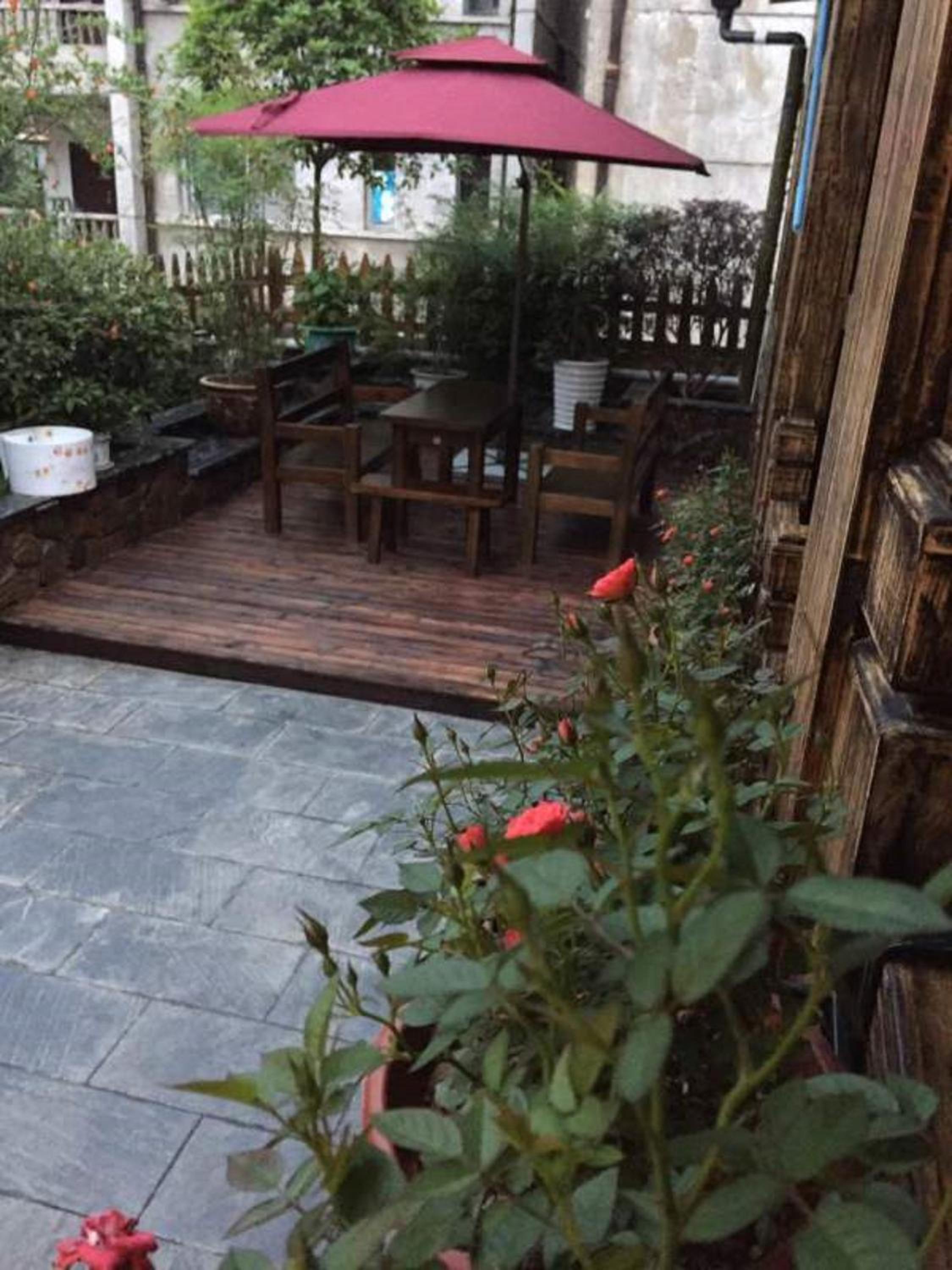 Floral Hotel · Baihui Living Zhangjiajie
