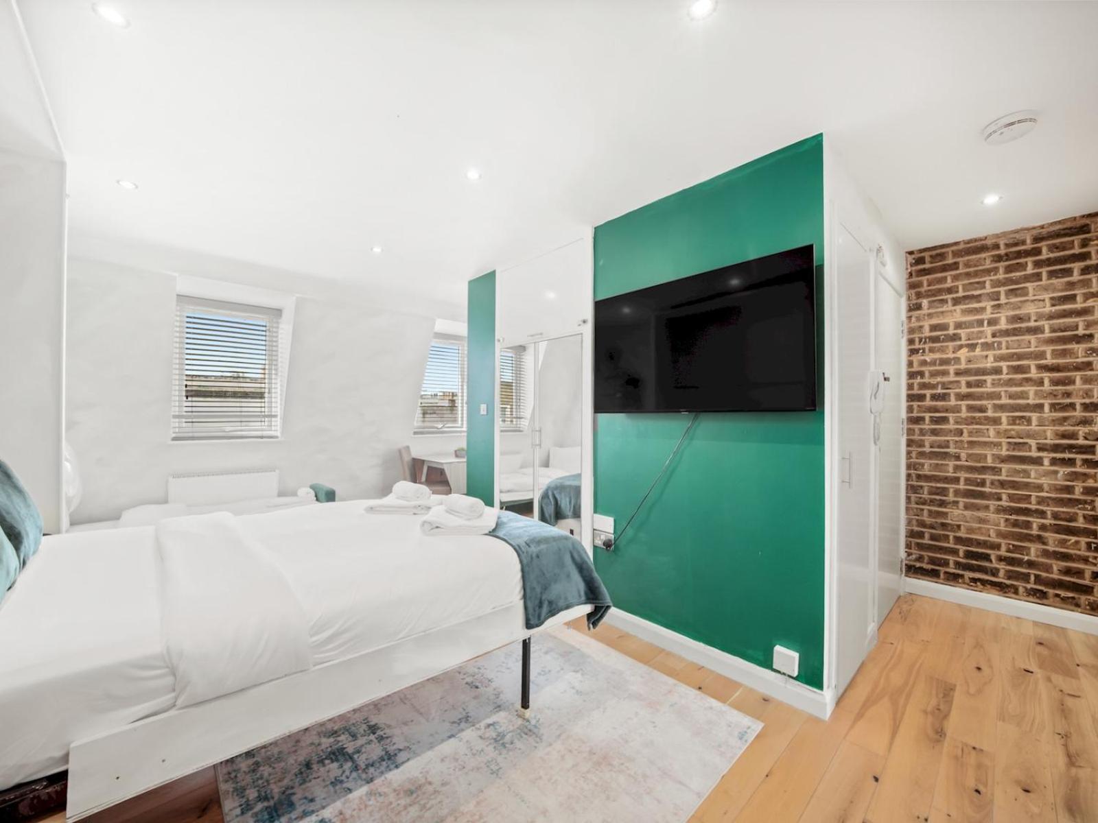 Stylish Studio Apartment in Haggerston - Pass the Keys