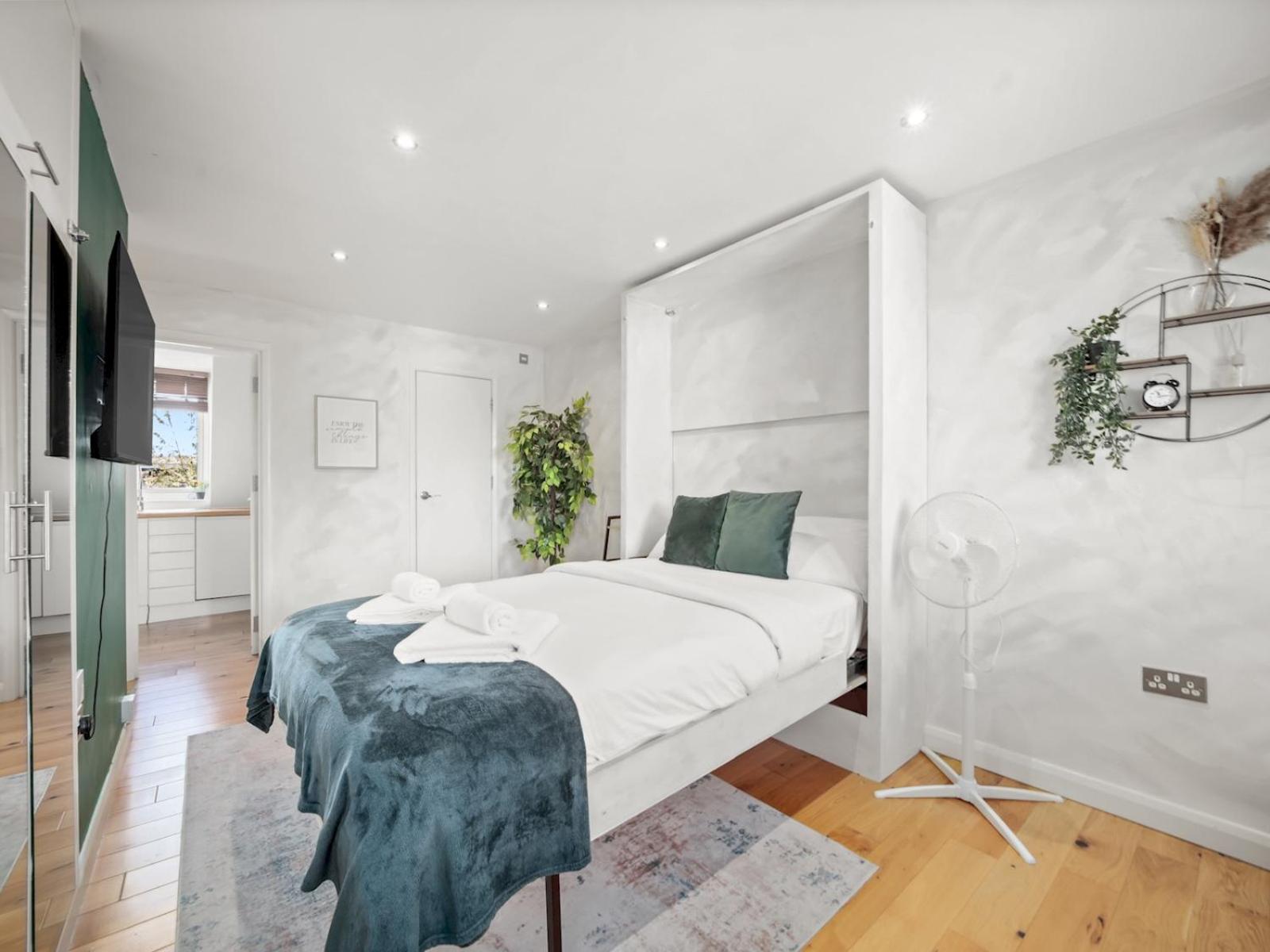 Stylish Studio Apartment in Haggerston - Pass the Keys