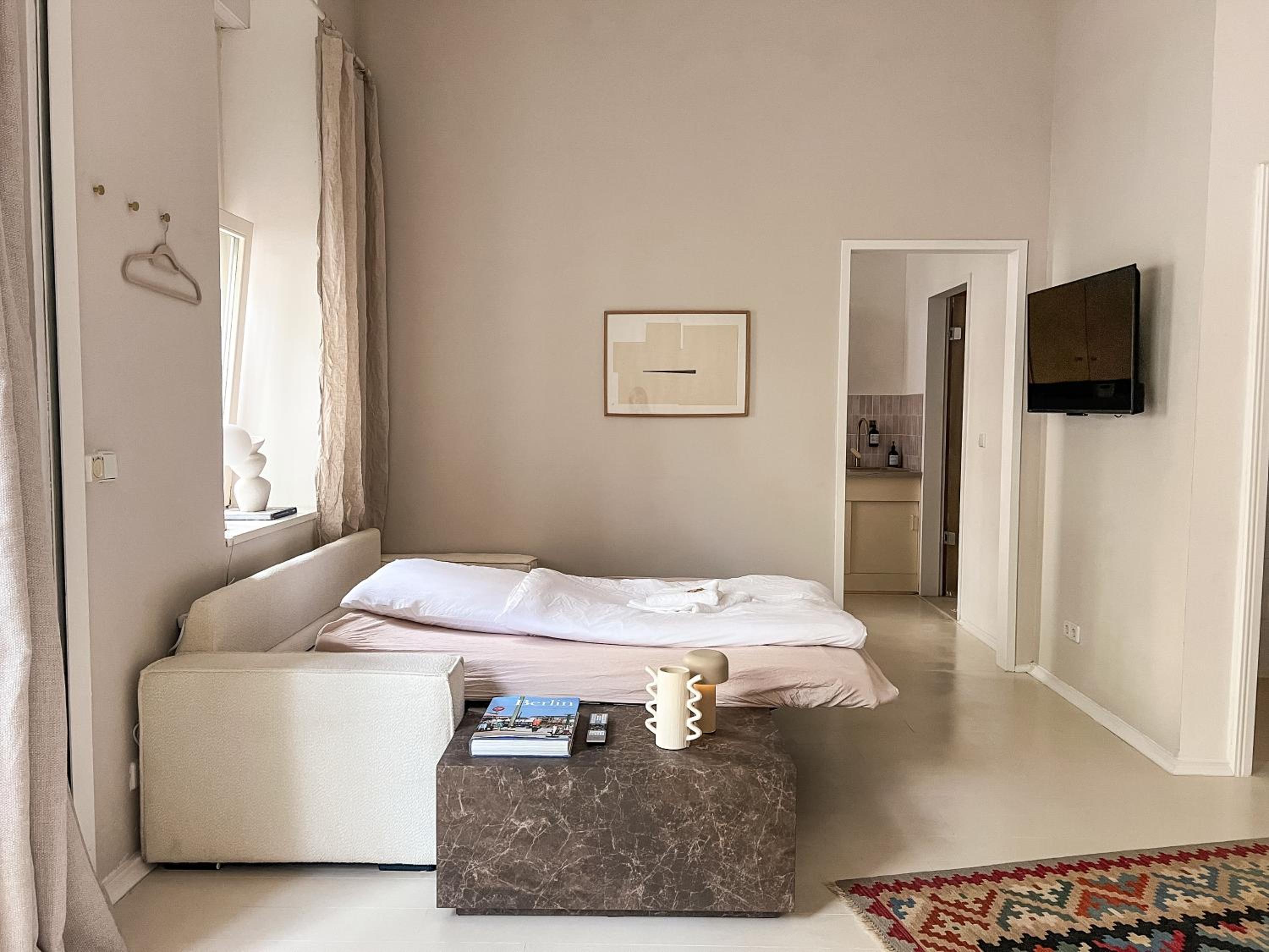 Loft-style design apartment in the heart of Berlin