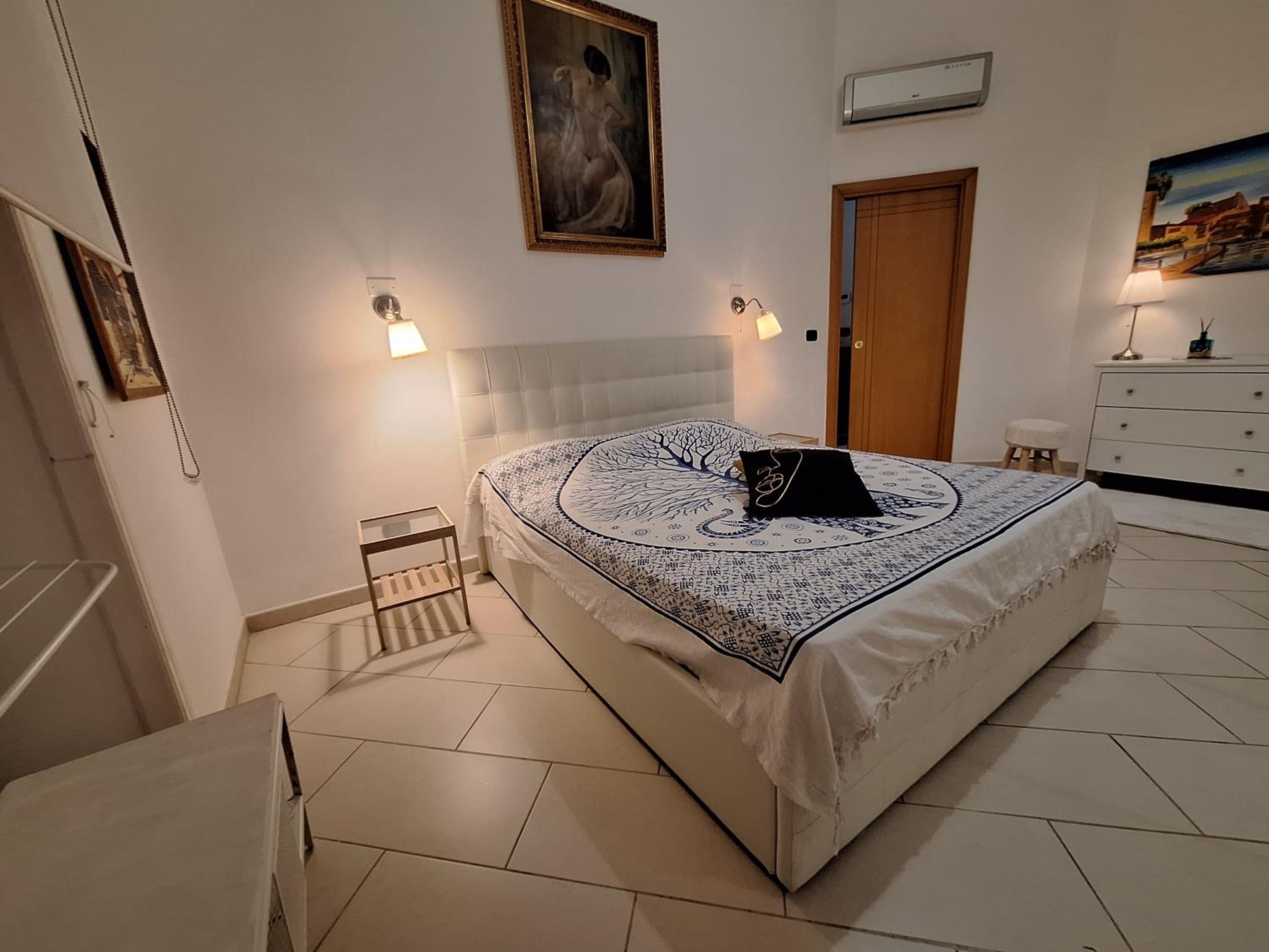 Bari via Tanzi 27 Bari