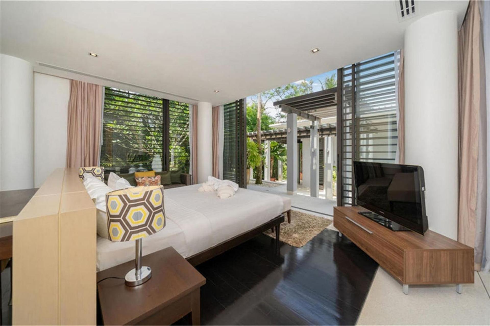 Villa Elegance Luxury Ocean View Pool Villa with Breakfas & Daily Maid Service