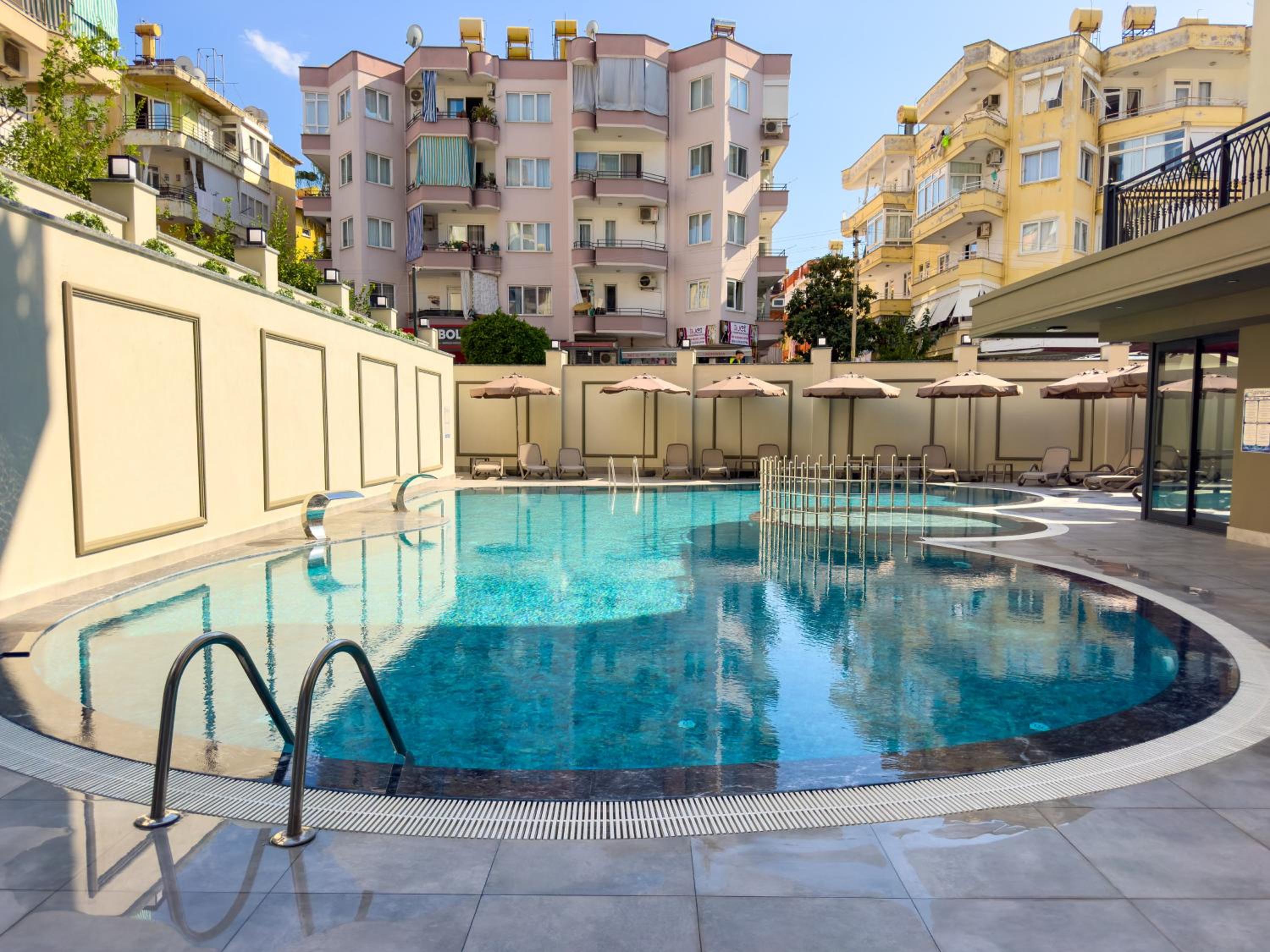 Qoople Elite 4 Elize apartments Premium location near Kleopatra
