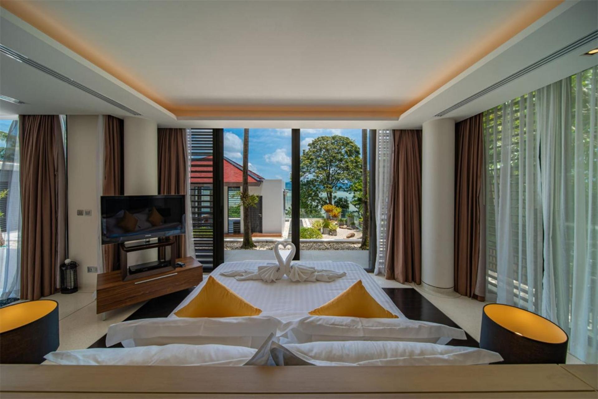 Villa Elegance Luxury Ocean View Pool Villa with Breakfas & Daily Maid Service