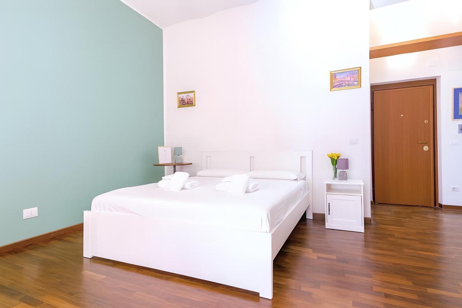 Elegantis Veniero Suite Apartment - 1 Minute Walk to Vatican Museums