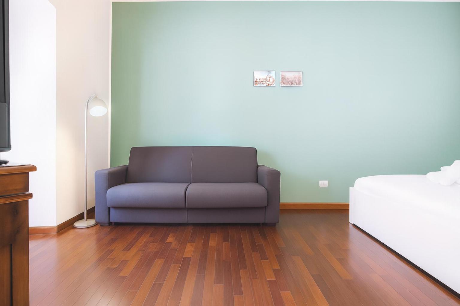 Elegantis Veniero Suite Apartment - 1 Minute Walk to Vatican Museums