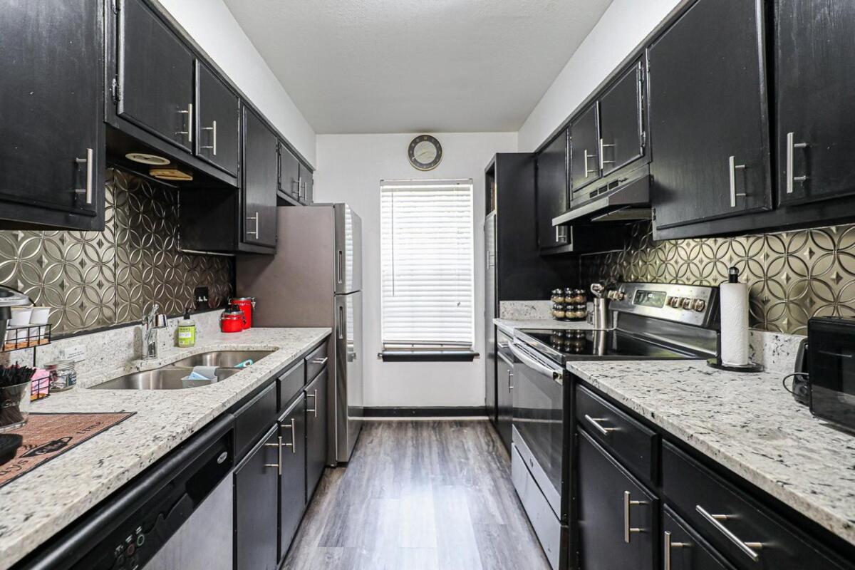 Cheerful Hot Springs Village Condo