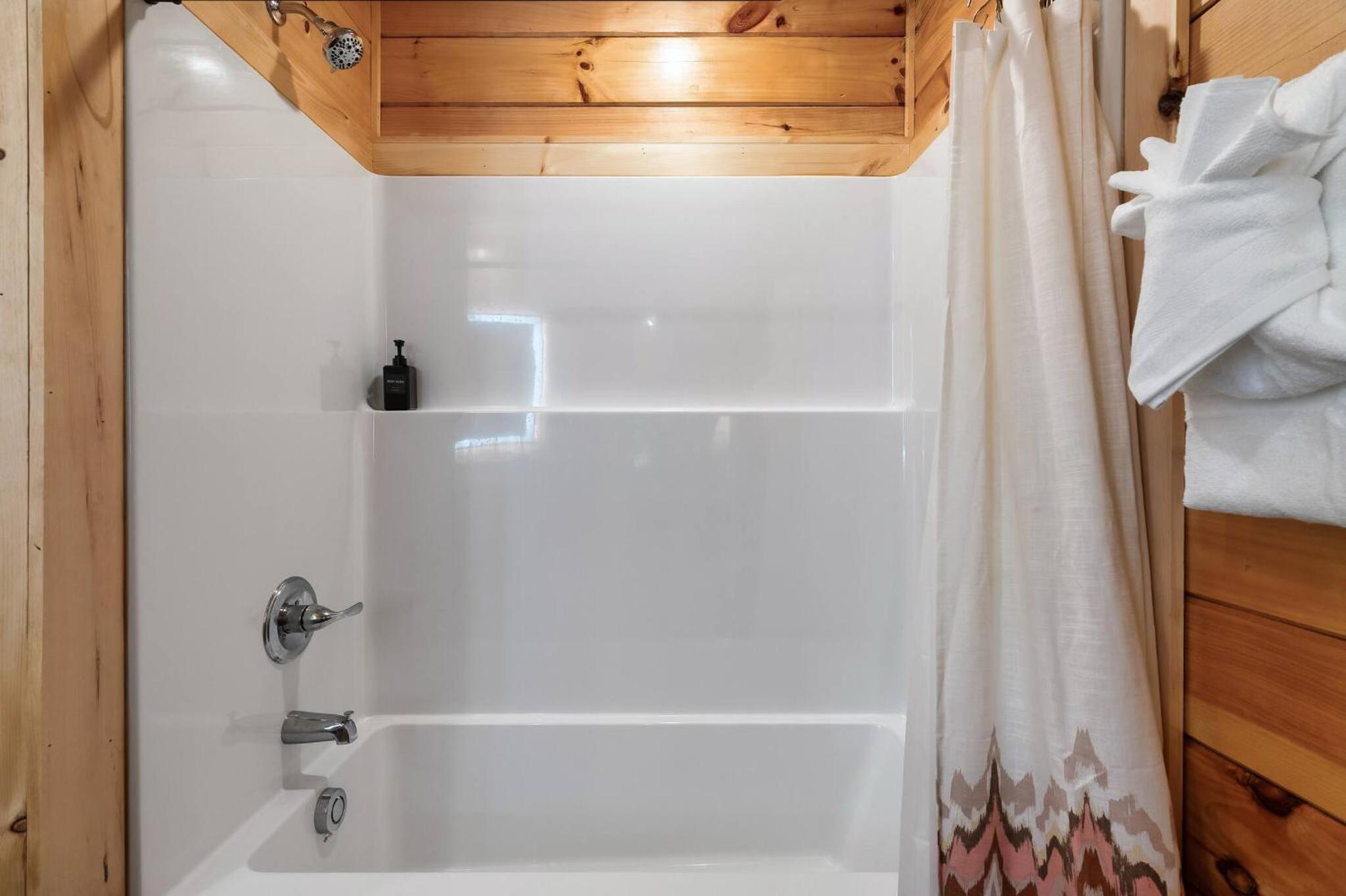 Spring into serenity, Your mountain hideaway is calling