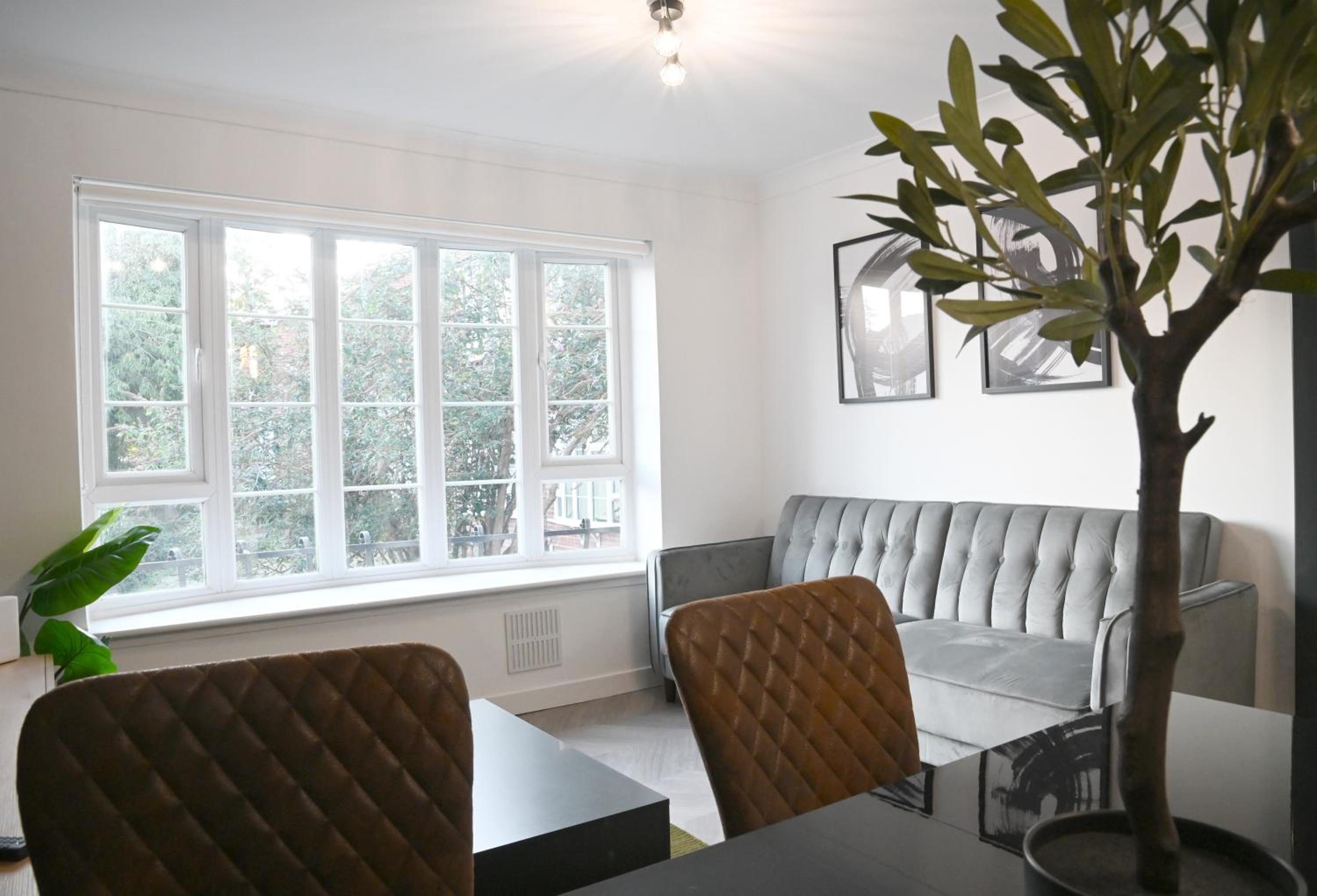 3-Bed in Desirable Mapperley Park Near City Centre