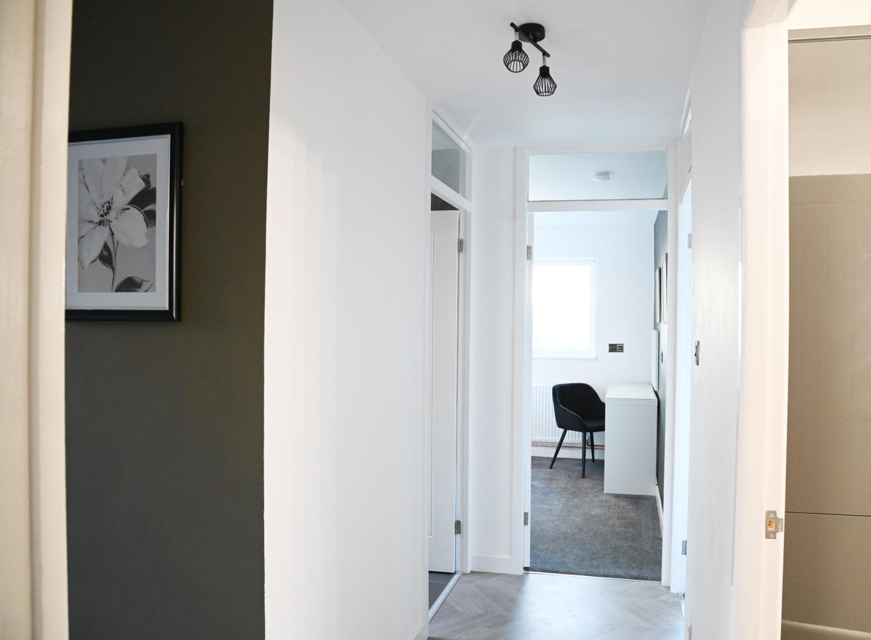 3-Bed in Desirable Mapperley Park Near City Centre