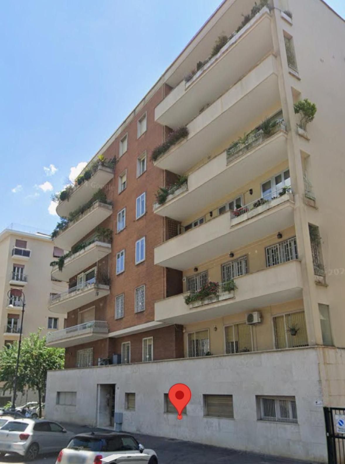 Rhome Lungotevere River