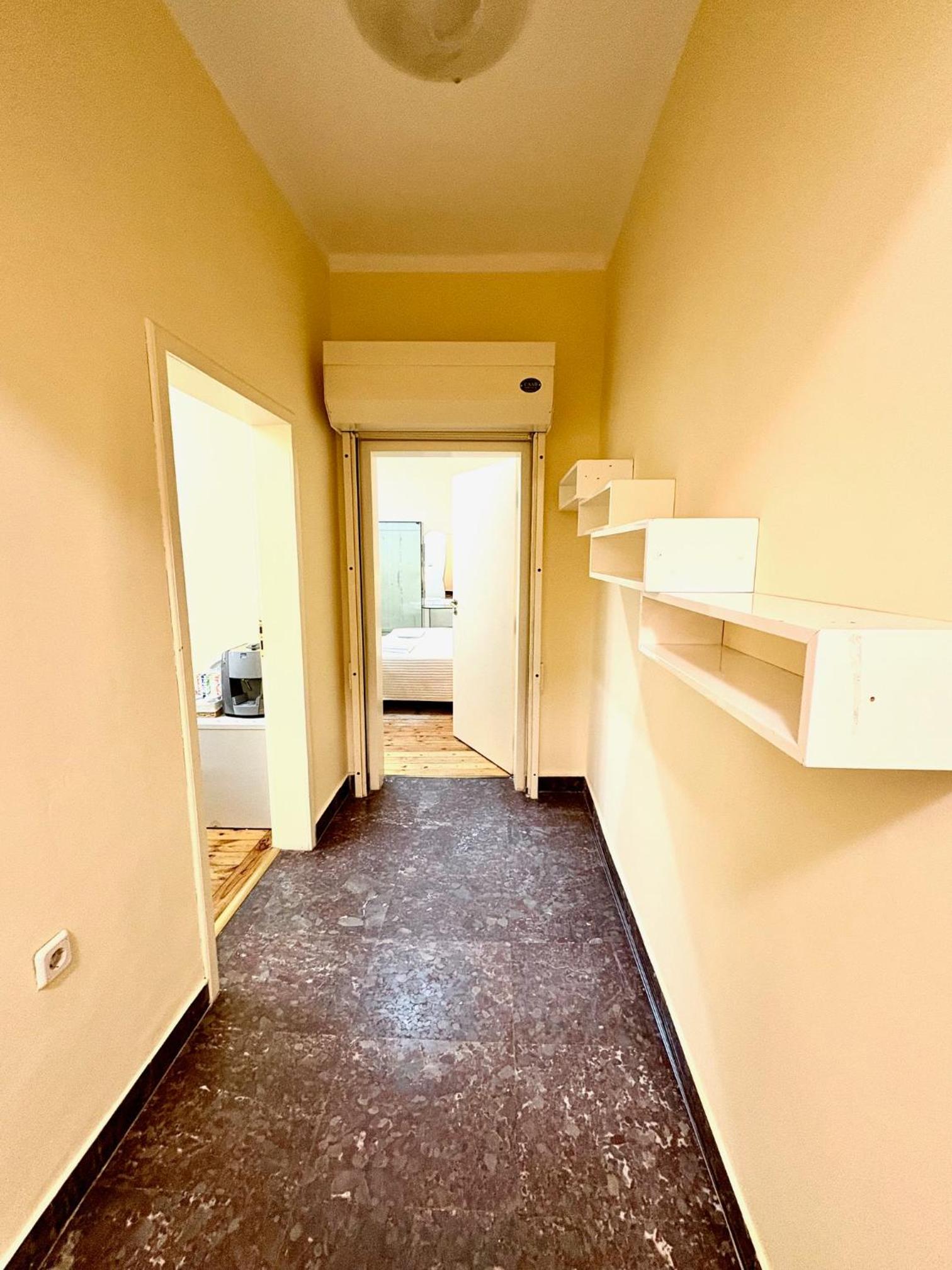 Big & Cozy Central Apartment