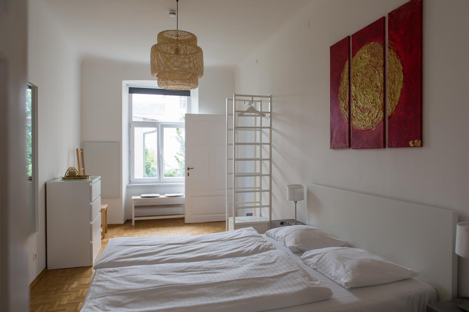 Bright City Apartment