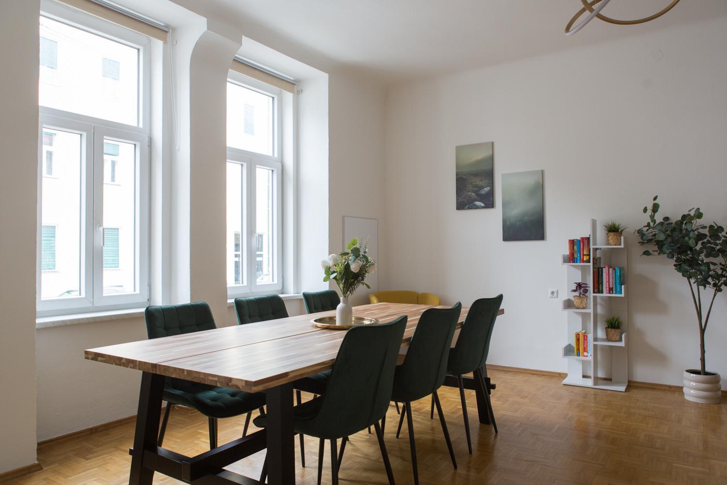Bright City Apartment