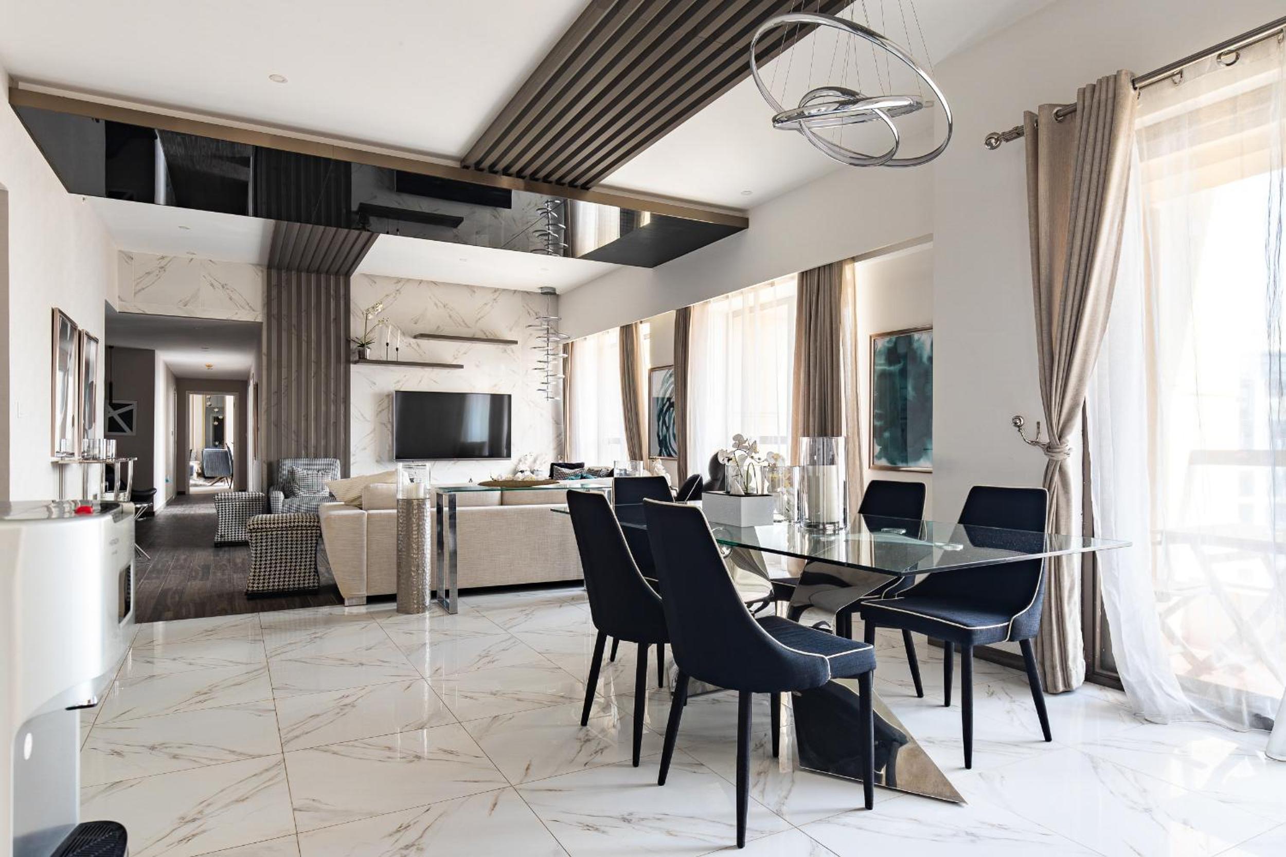 Simply Comfort Vacation Homes Rental Lux Penthouse 4BR Apartment with Iconic Marina Views in Sadaf2 JBR