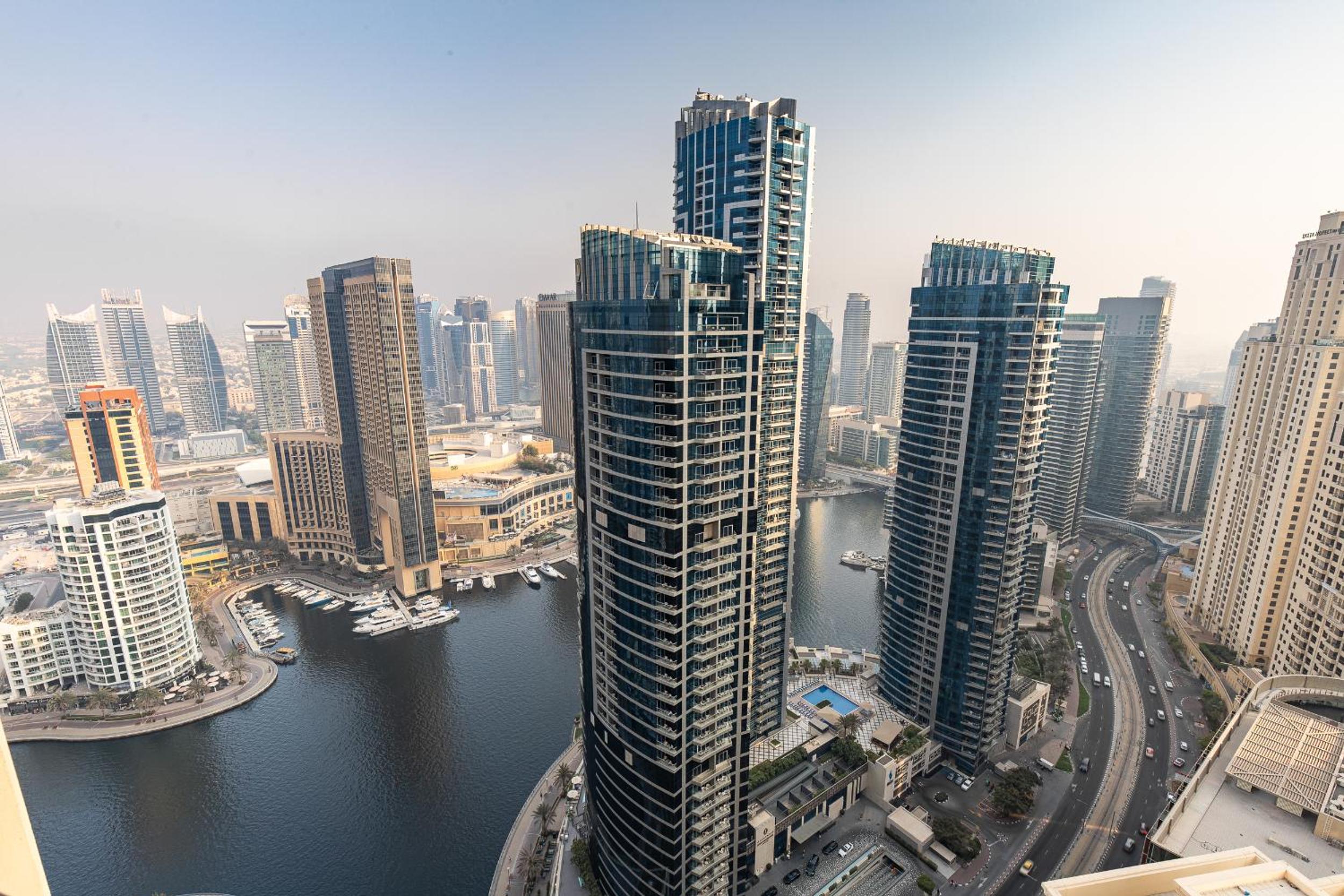 Simply Comfort Vacation Homes Rental Lux Penthouse 4BR Apartment with Iconic Marina Views in Sadaf2 JBR