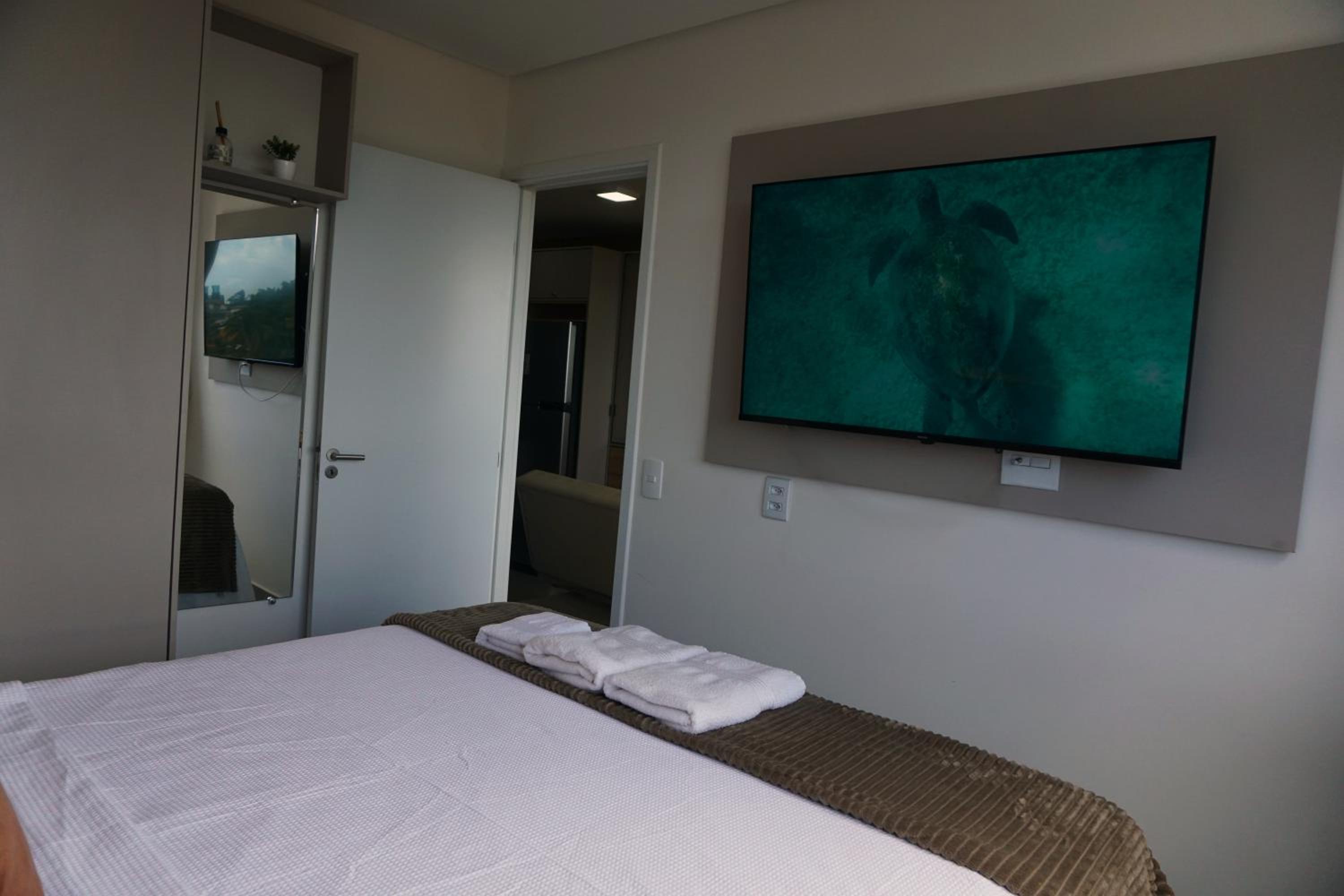Premium Central 4mim a pé da praia flat completo climatizado