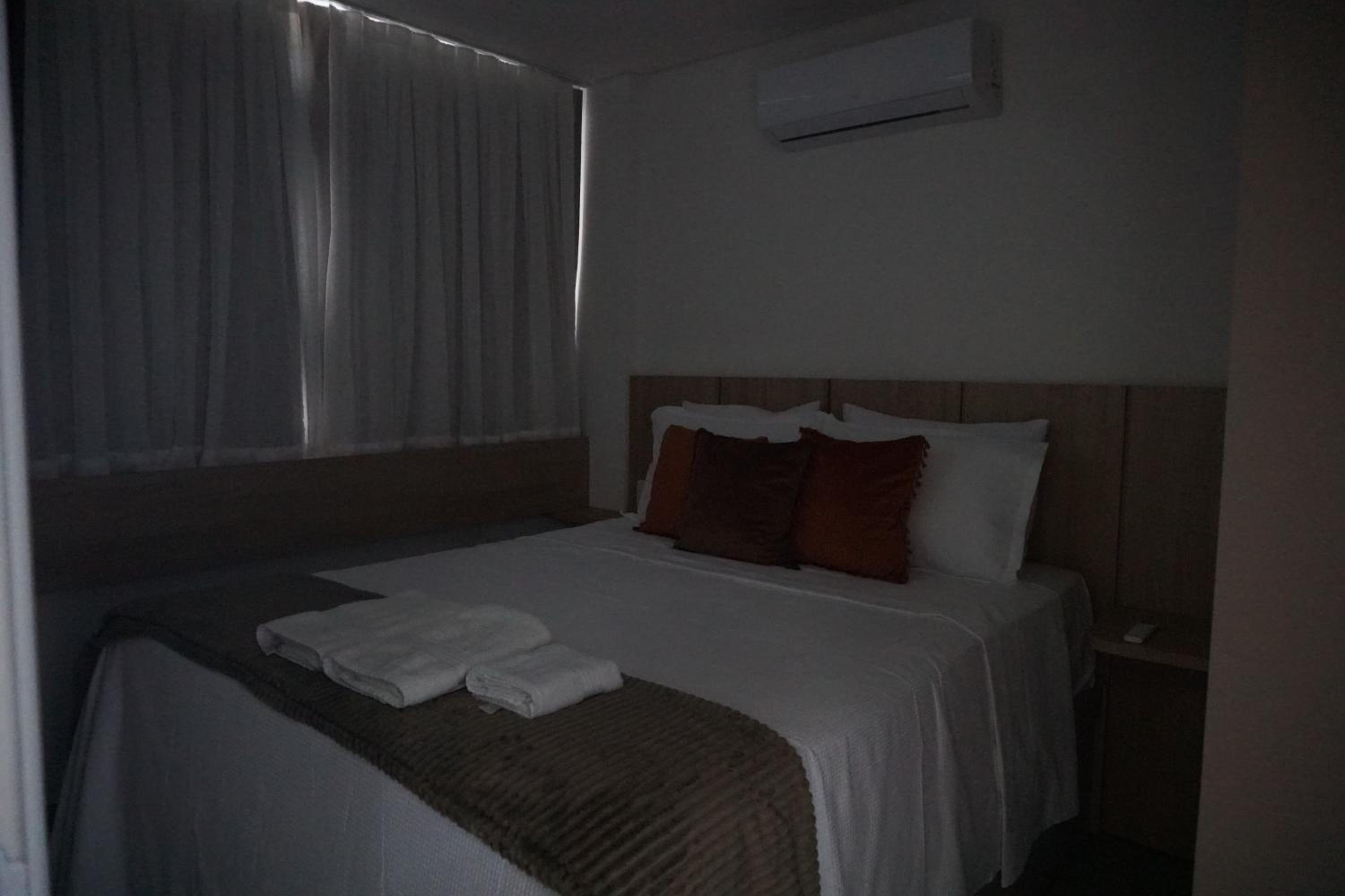 Premium Central 4mim a pé da praia flat completo climatizado