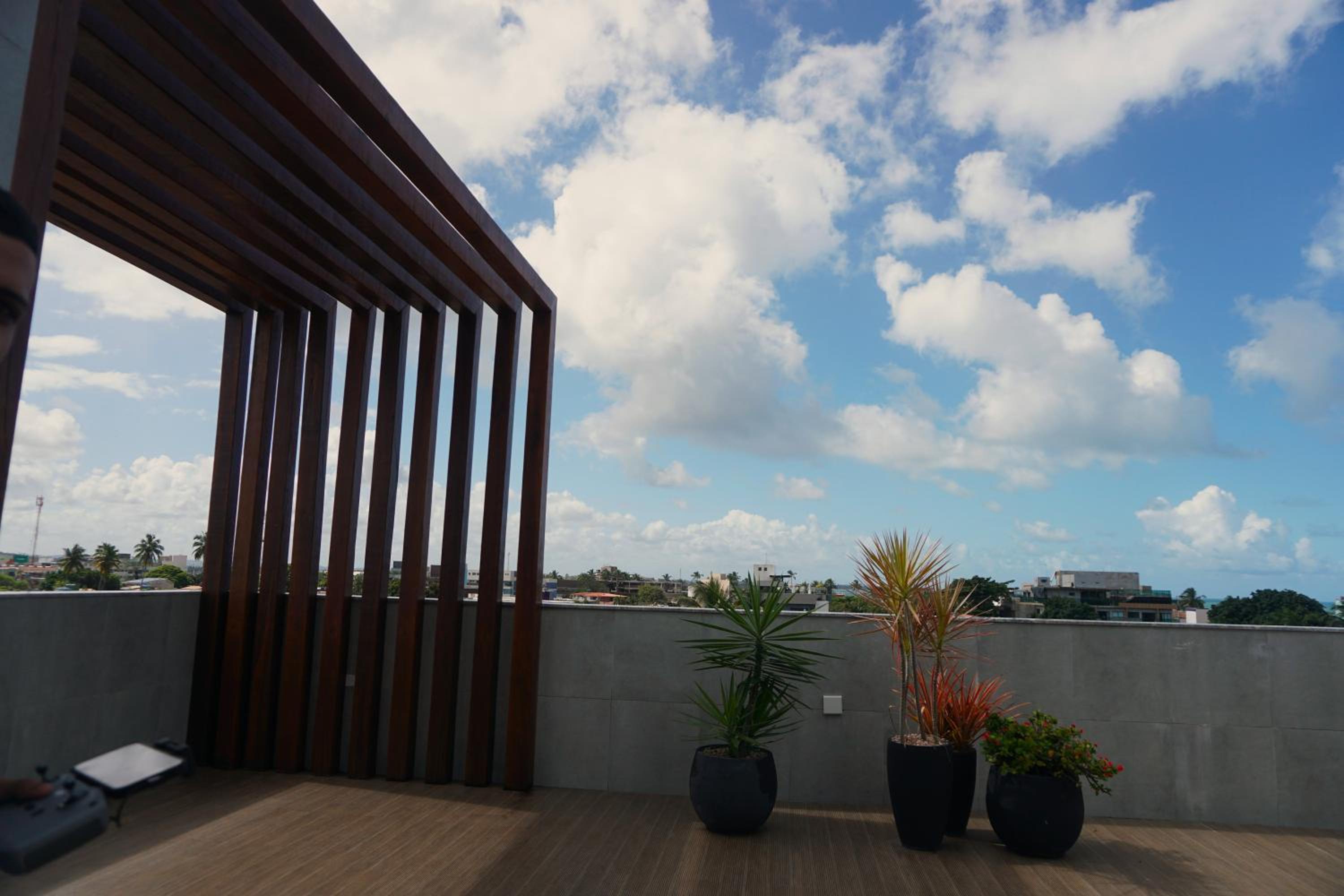 Premium Central 4mim a pé da praia flat completo climatizado
