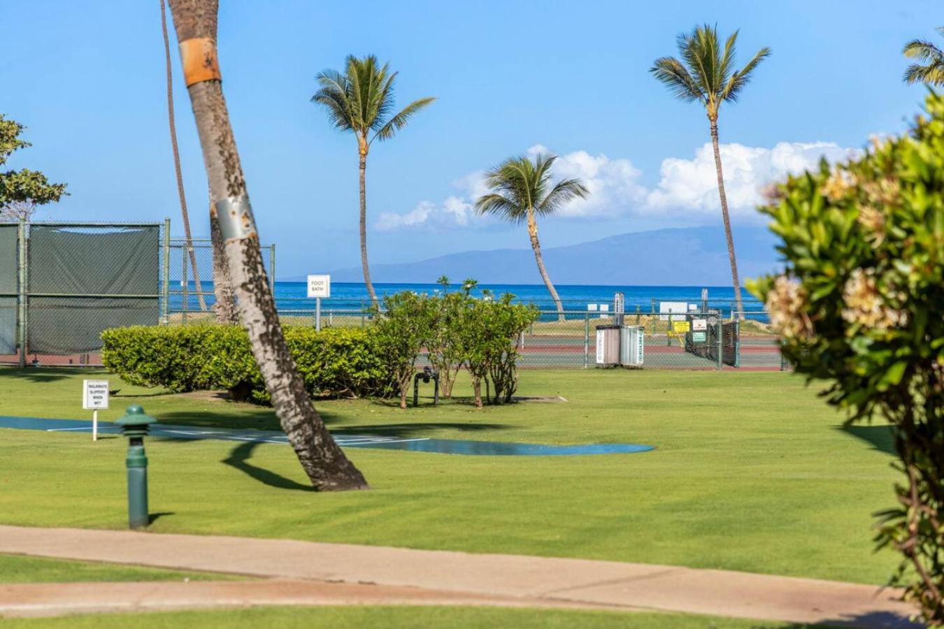 Maui Sunset Getaway Pool with Ocean View