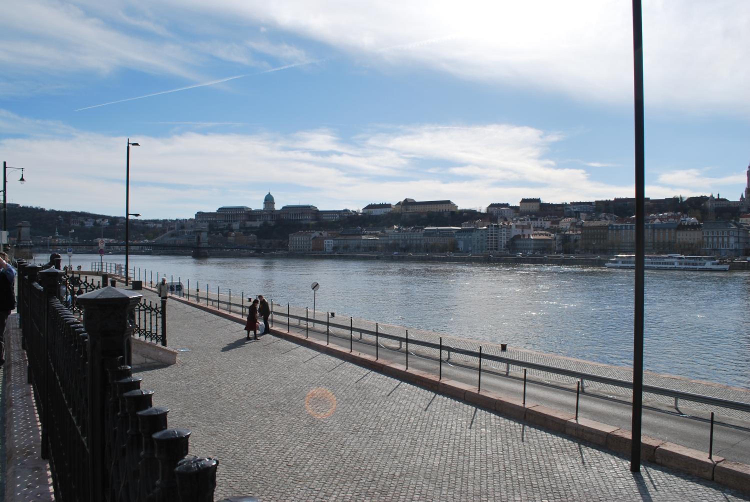 Anabelle Bed and Budapest