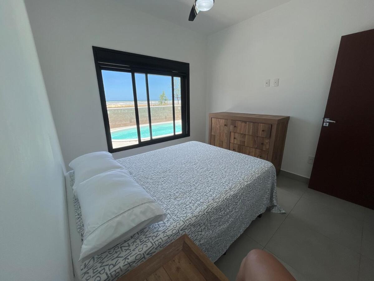 Linda Casa with pool 5 minutes from the airport