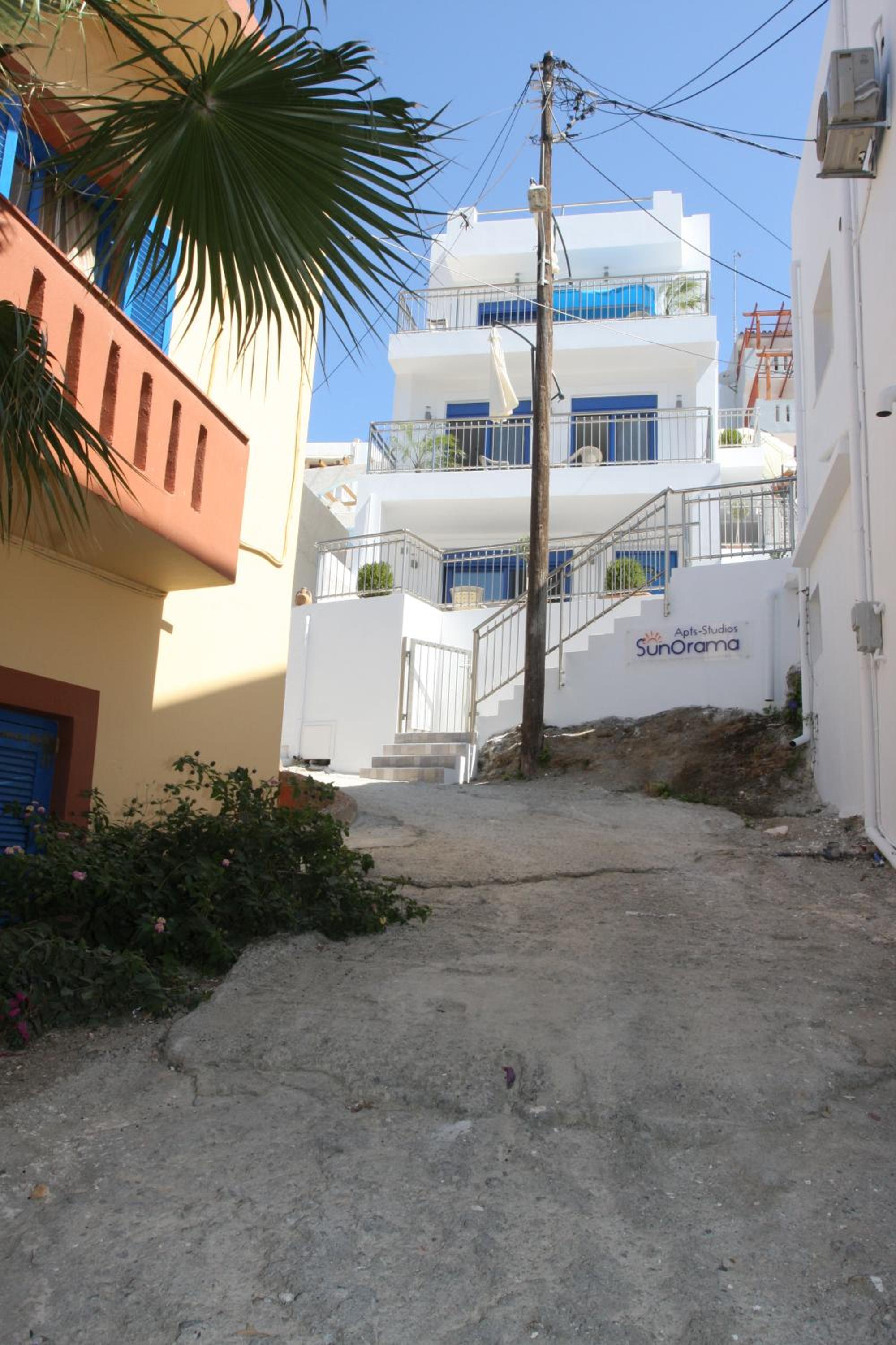 SunOrama Apts-Studios view 5