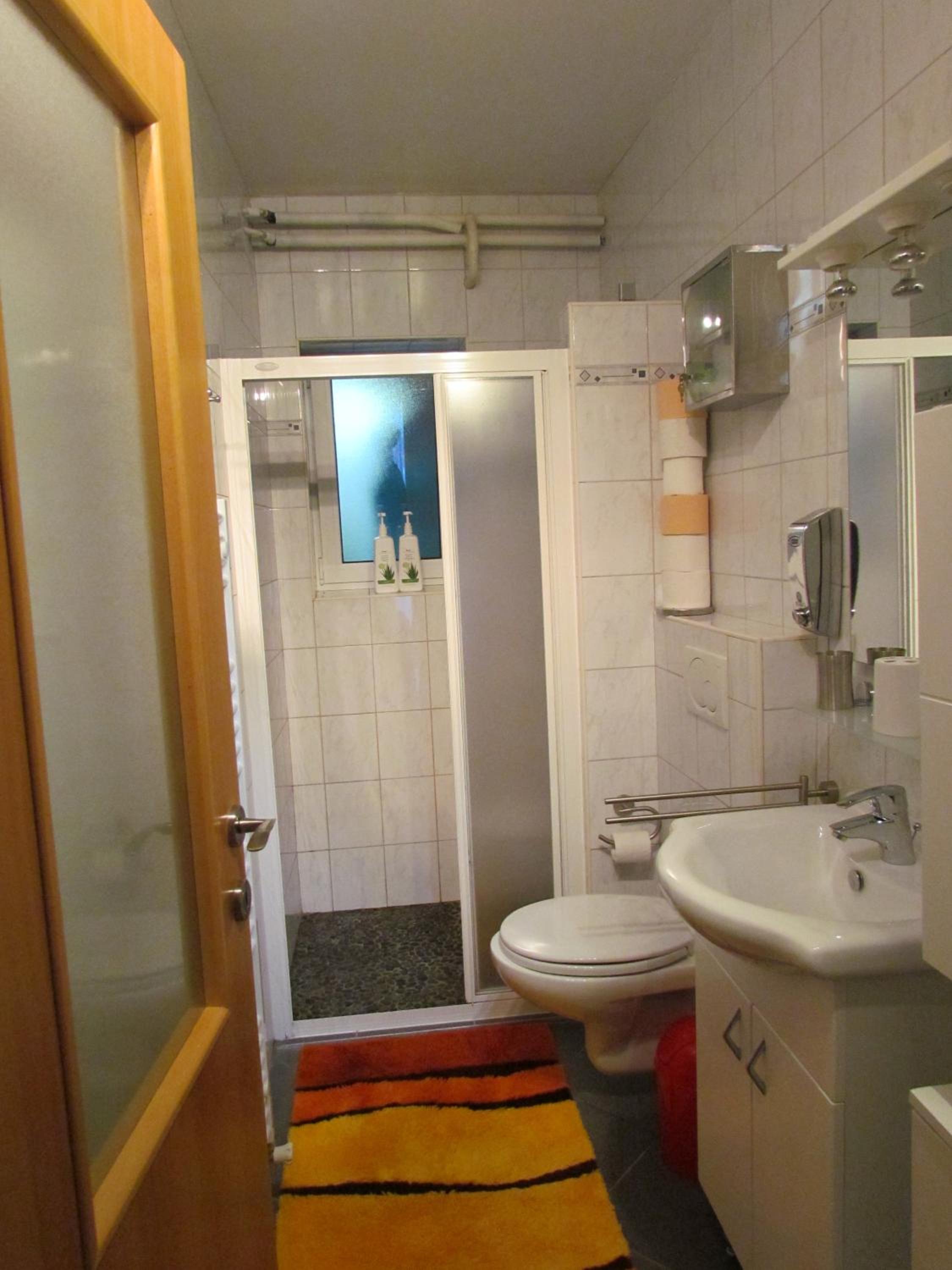 Photo 51