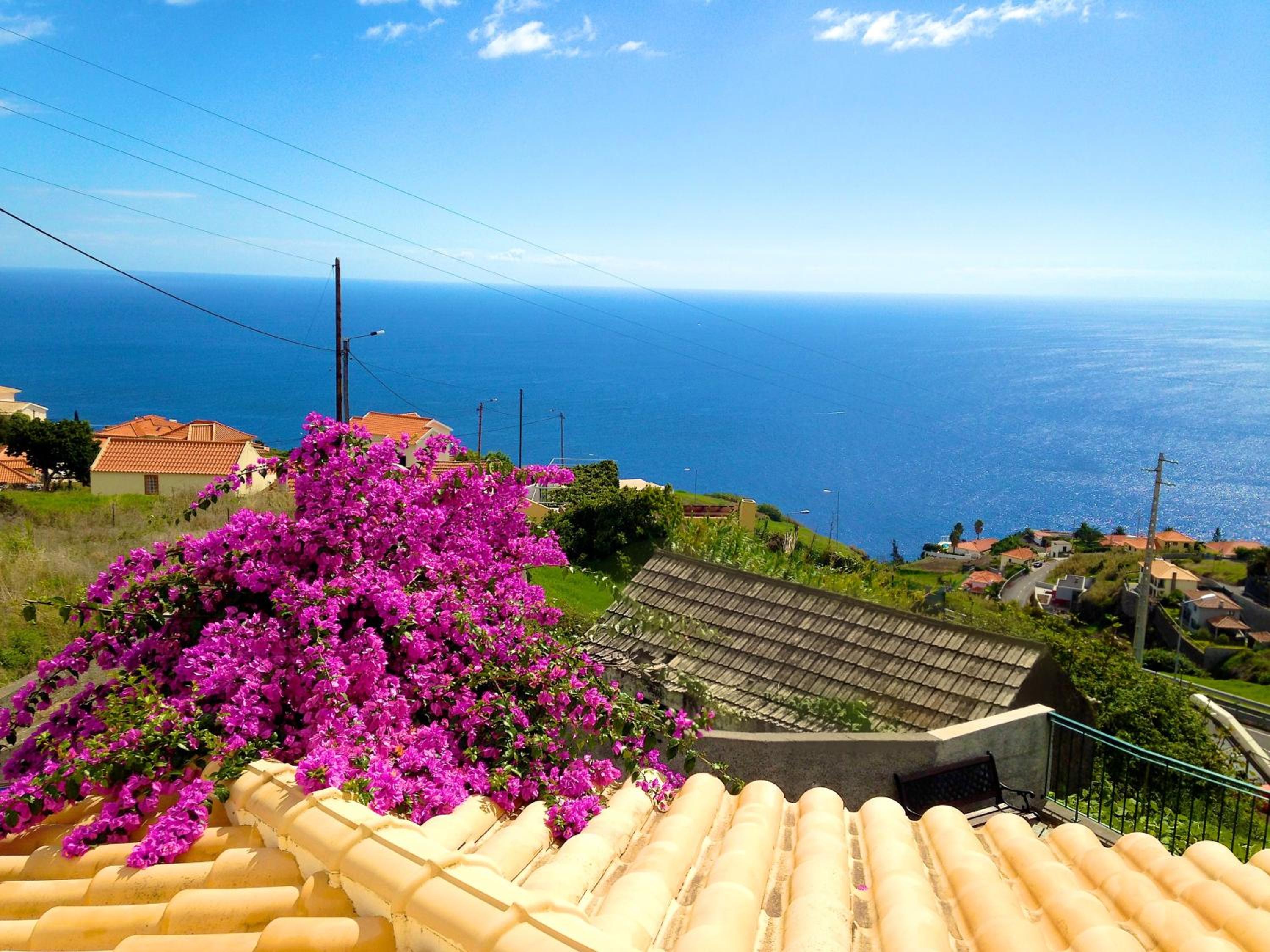 Casa da Rainha view 3