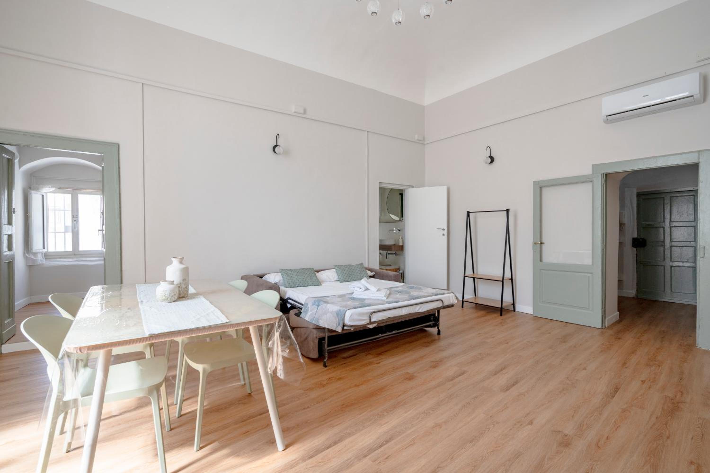 Old Town Charm & Relax – GiuGa’s Home
