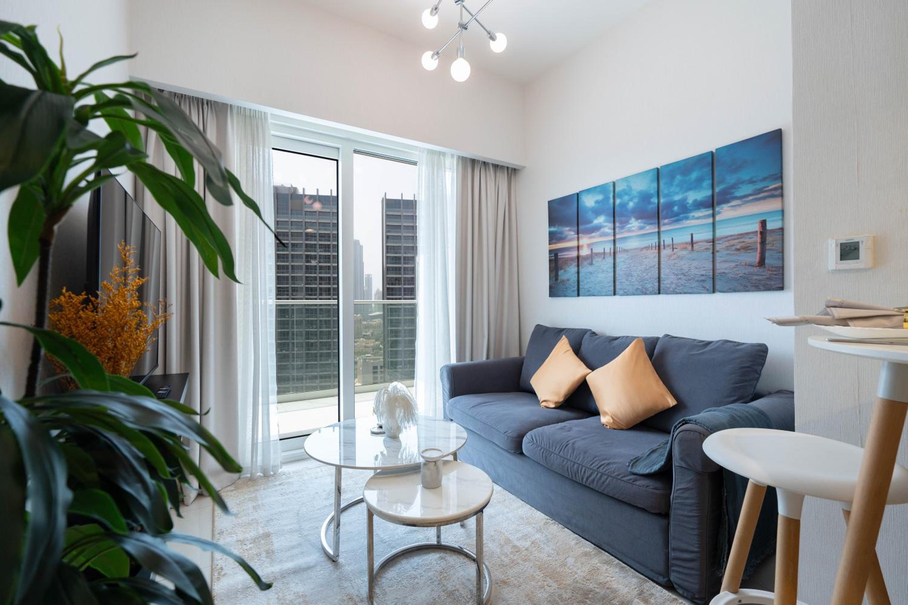 Reva 1BR - Downtown Living with Burj Khalifa View