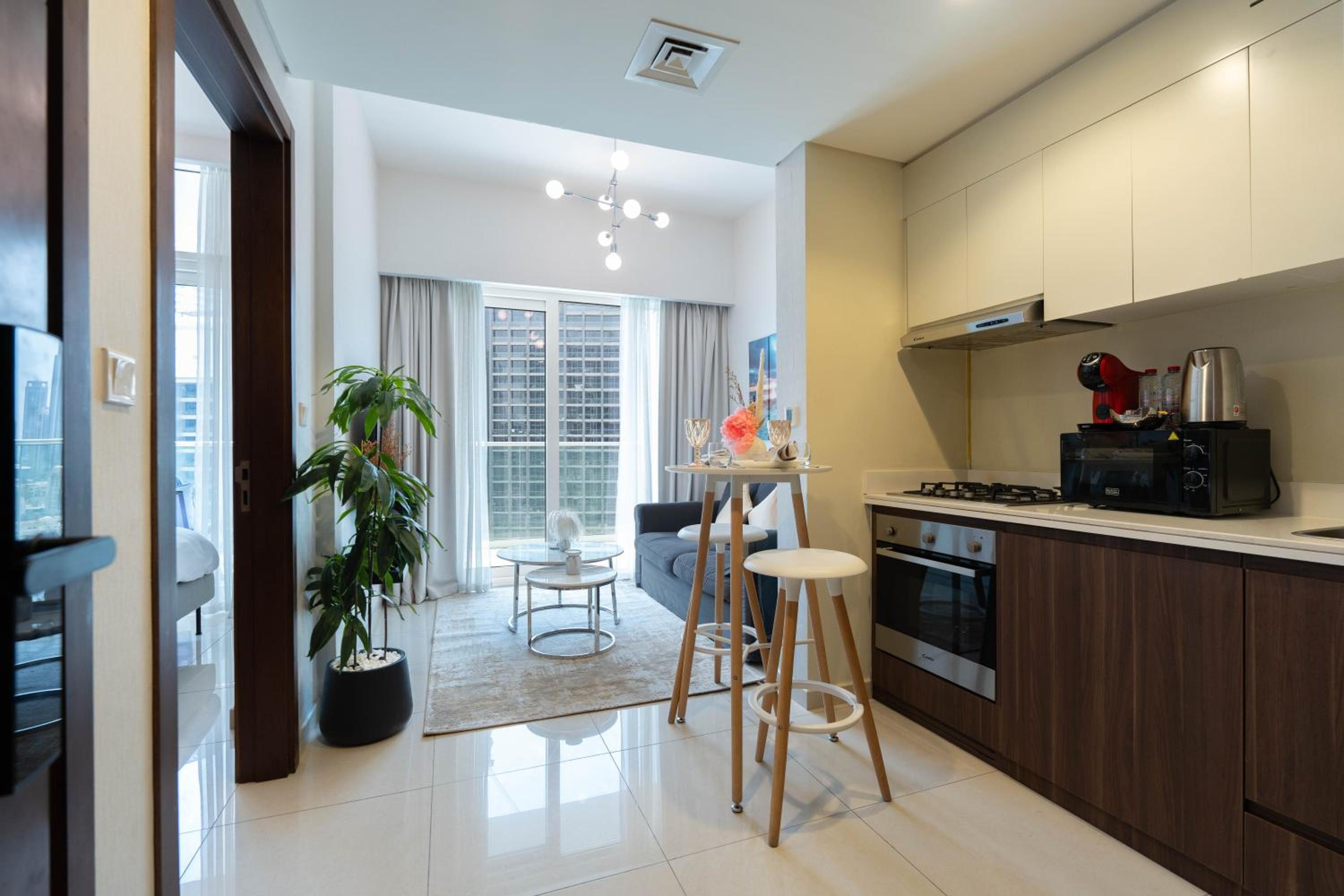 Reva 1BR - Downtown Living with Burj Khalifa View