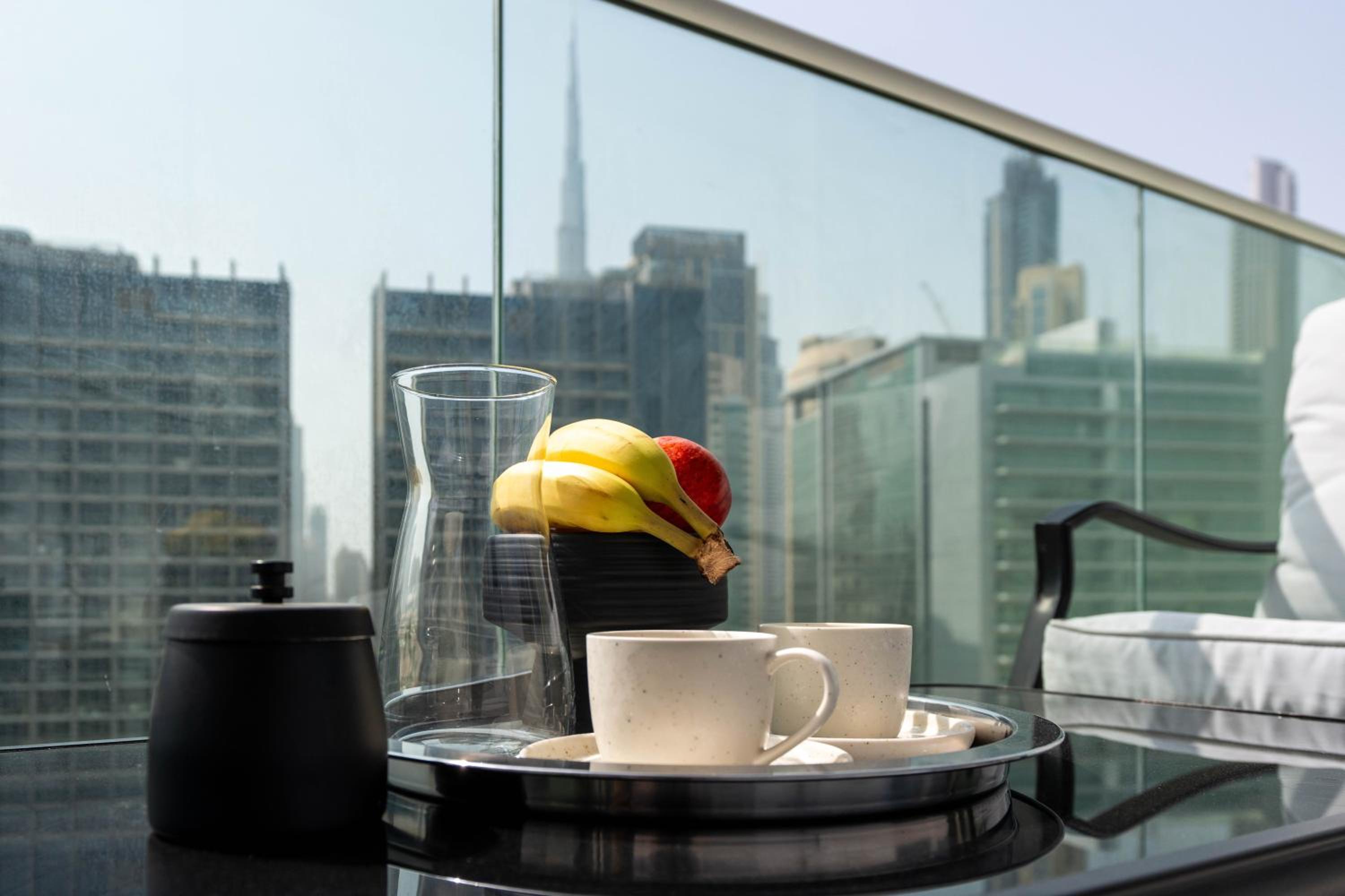 Reva 1BR - Downtown Living with Burj Khalifa View