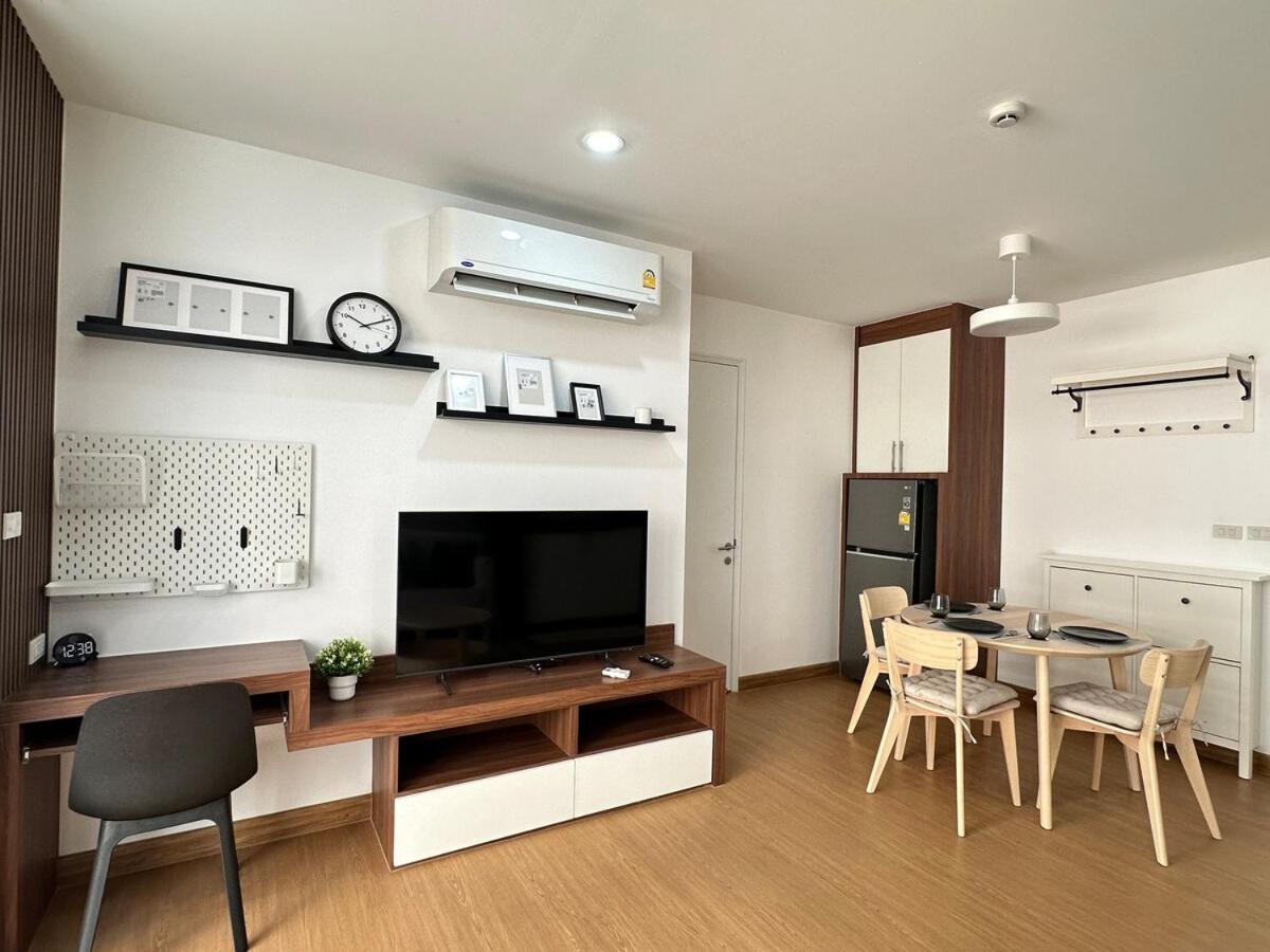 6th Avenue Sukhumvit BKK Two Bedrooms BTS Asok Nana MRT Sukhumvit